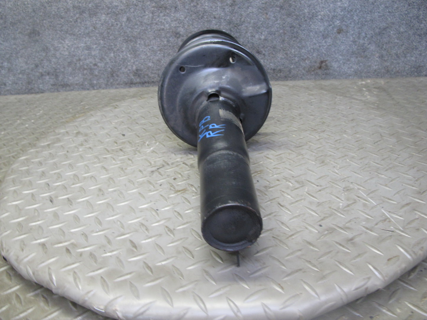 1997-2004 Porsche Boxster 986 Front Left & Right Side Strut Shock Absorber Set