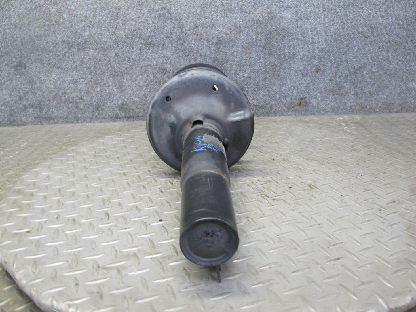 1997-2004 Porsche Boxster 986 Front Left & Right Side Strut Shock Absorber Set
