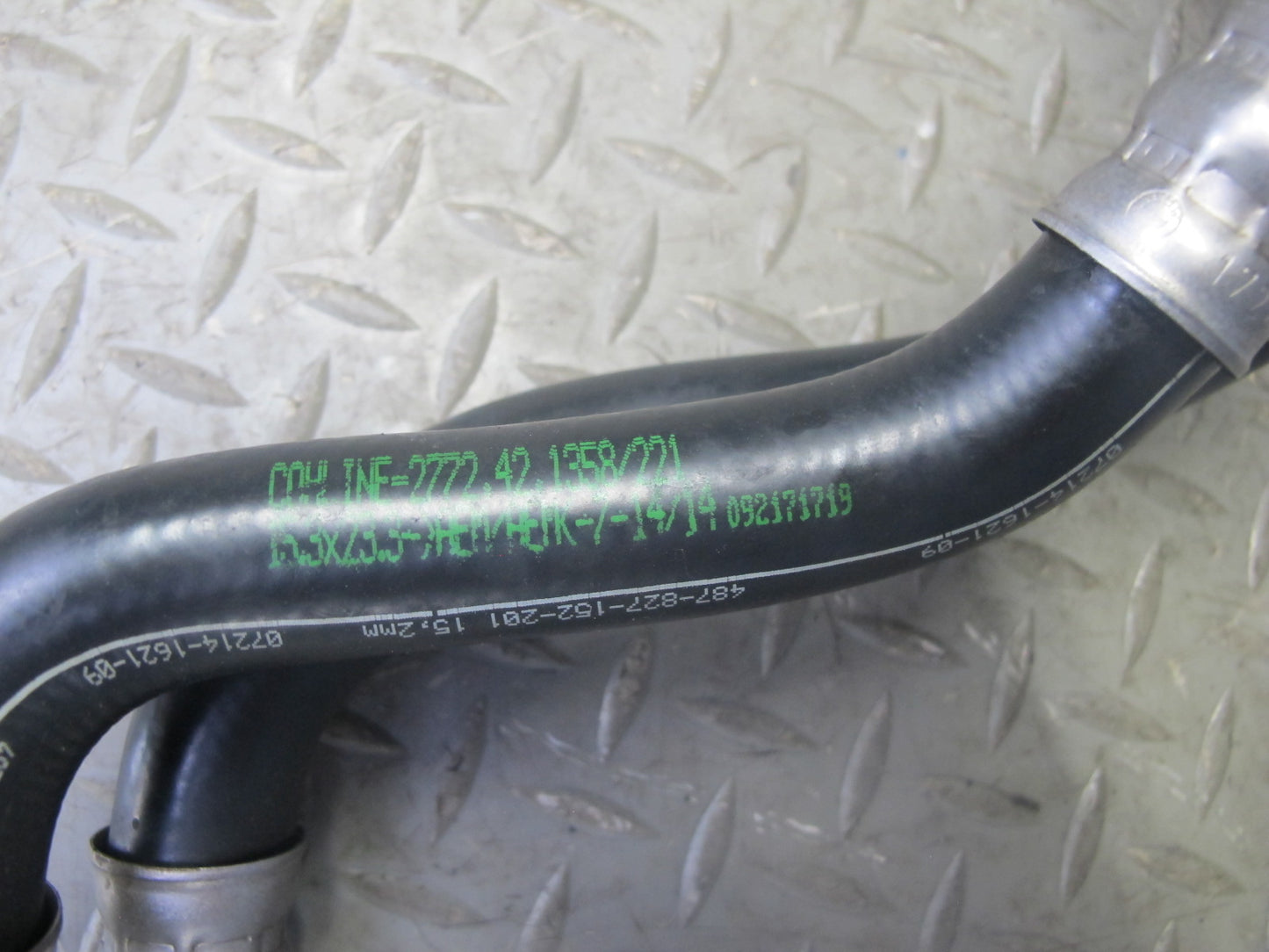 14-15 BMW F30 F31 F32 F33 F34 N55 Engine Oil Cooler Hose Pipe Line OEM