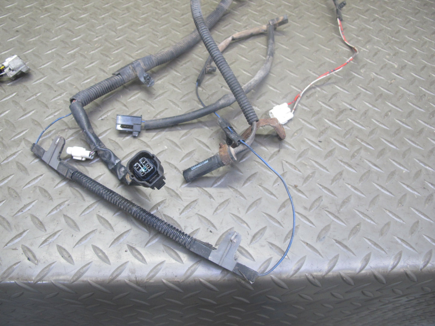 86-90 Toyota Supra MK3 7MGE Engine Bay Wire Wiring Harness w Fuse Relay Box OEM