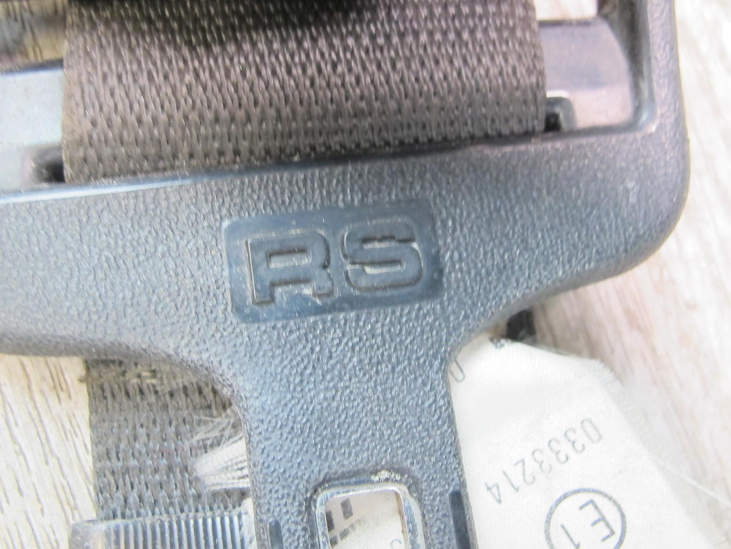 86-89 MERCEDES R107 560SL FRONT RIGHT & LEFT SIDE SEATBELT RETRACTOR SET OEM