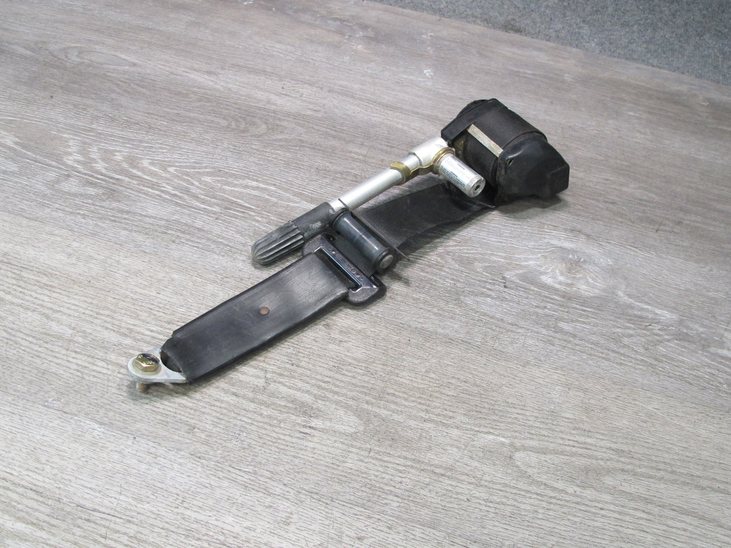 86-89 MERCEDES R107 560SL FRONT RIGHT & LEFT SIDE SEATBELT RETRACTOR SET OEM