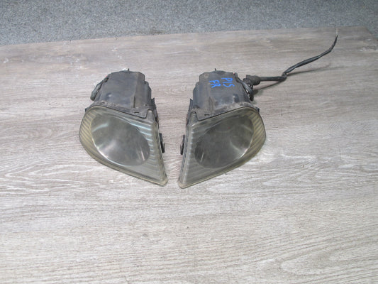 04-05 Lexus IS300 JCE10L Sedan Set of 2 Front Left & Right Fog Light Lamp OEM