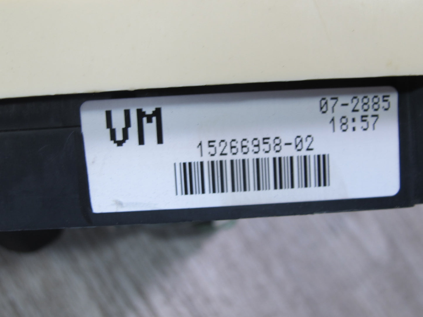 2003-2007 Hummer H2 Dashboard Fuse Relay Junction Box 15266958