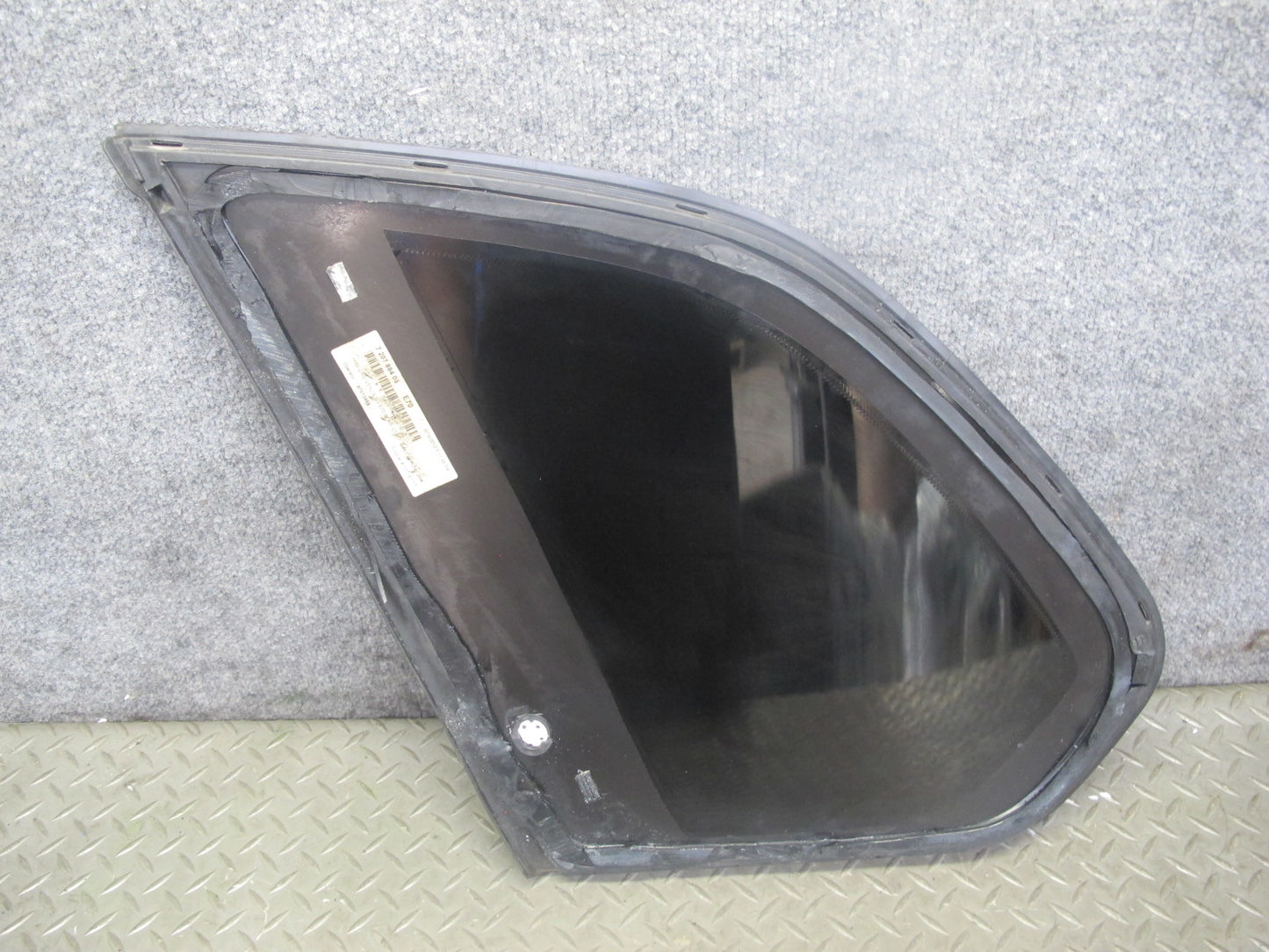 2007-2013 BMW E70 X5 Rear Right Quarter Glass Window 7207886