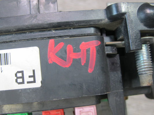 2004-2006 Hummer H2 Engine Fuse Relay Junction Box Block Assembly