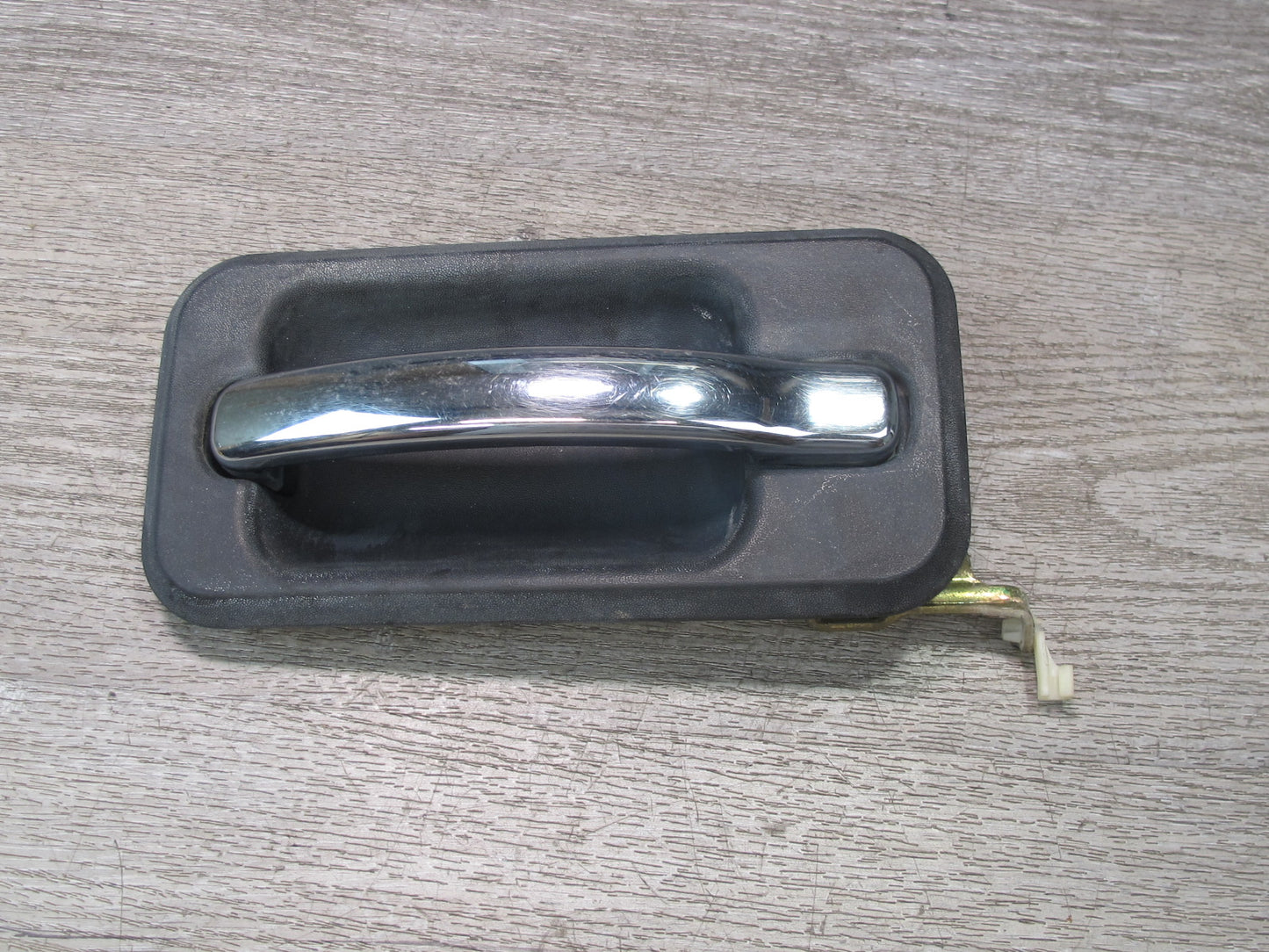 2003-2006 Hummer H2 Front Right Passenger Side Door Exterior Handle