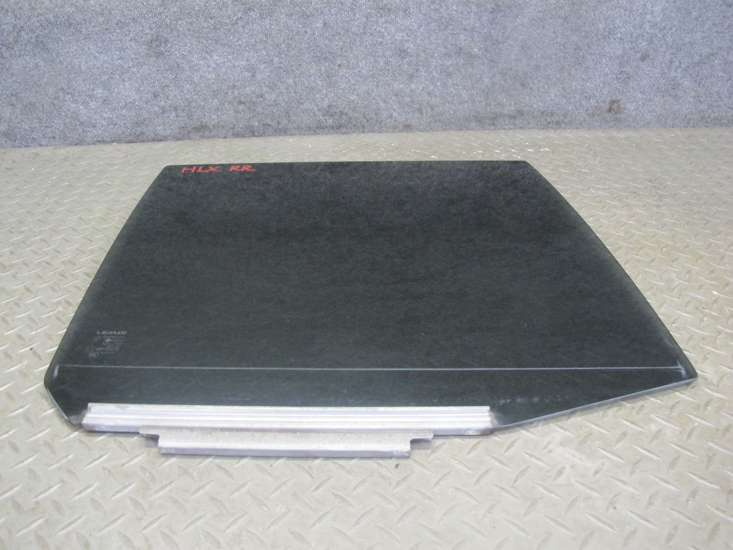 2003-2007 Lexus J100 LX470 Rear Right Passenger Side Door Glass Window