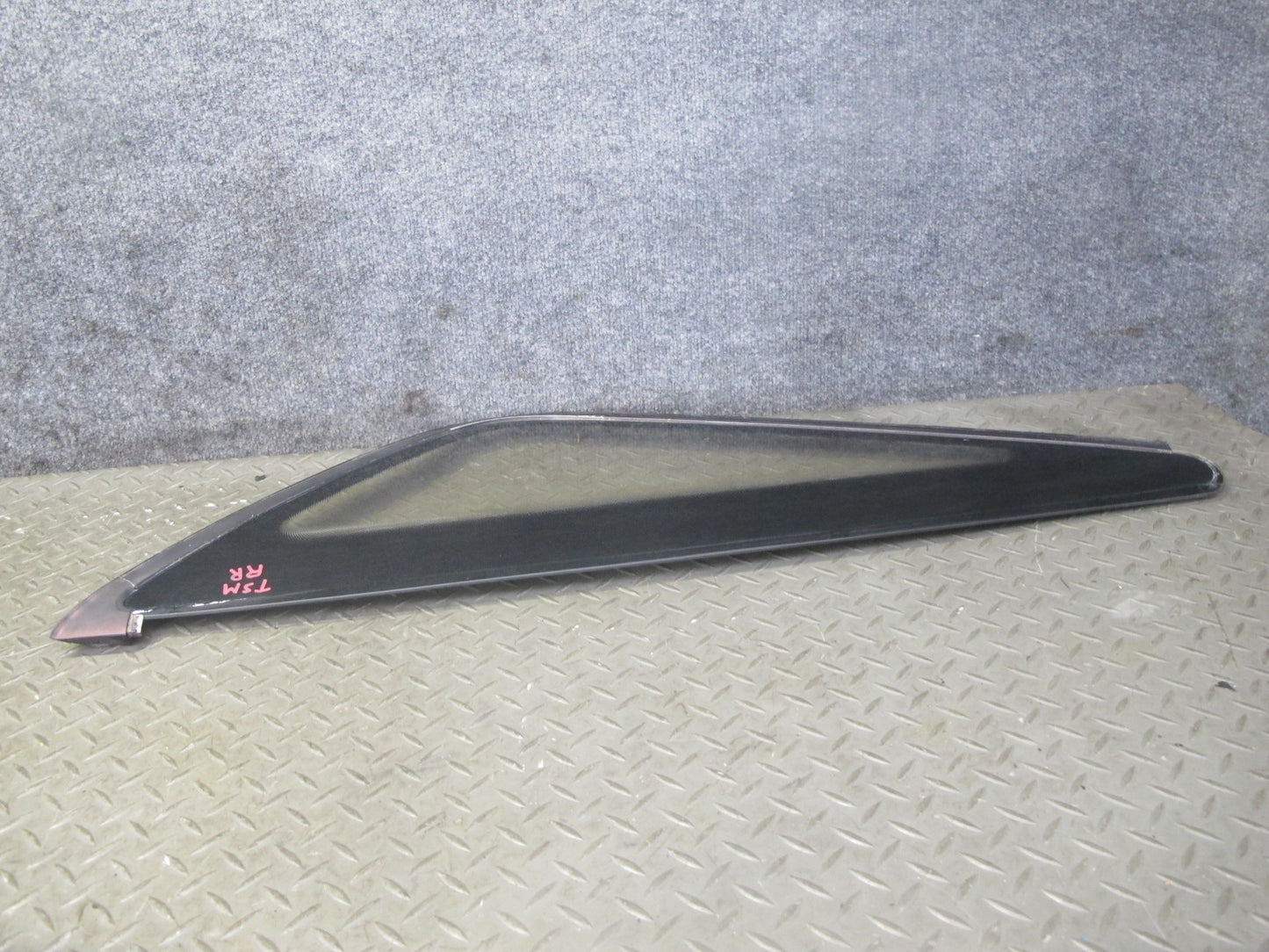 86-92 Toyota Supra MA70 Rear Right Quarter Glass Window w Molding & Hardware OEM