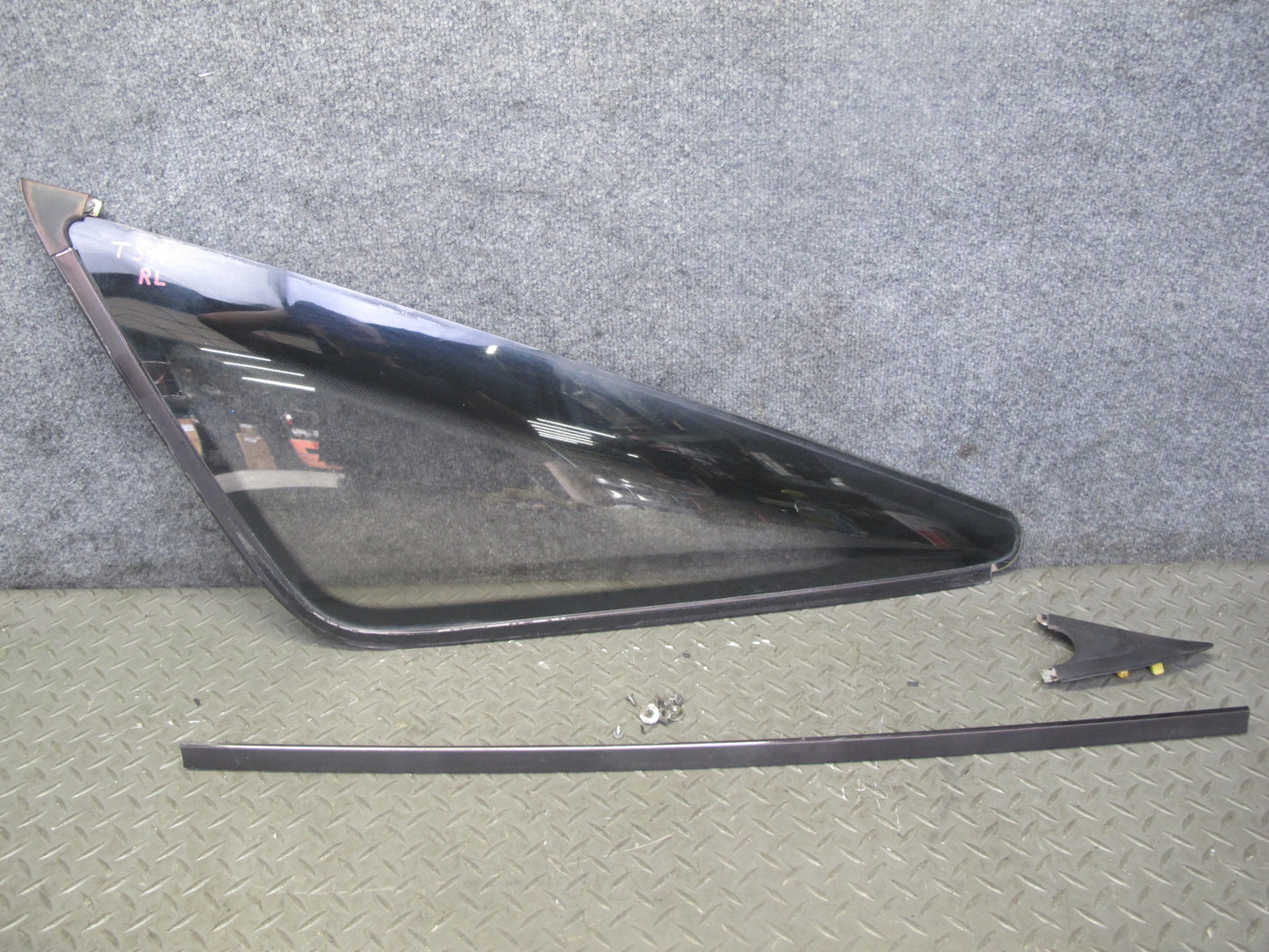 89-92 Toyota Supra MA70L Rear Left Quarter Glass Window w Molding & Hardware OEM