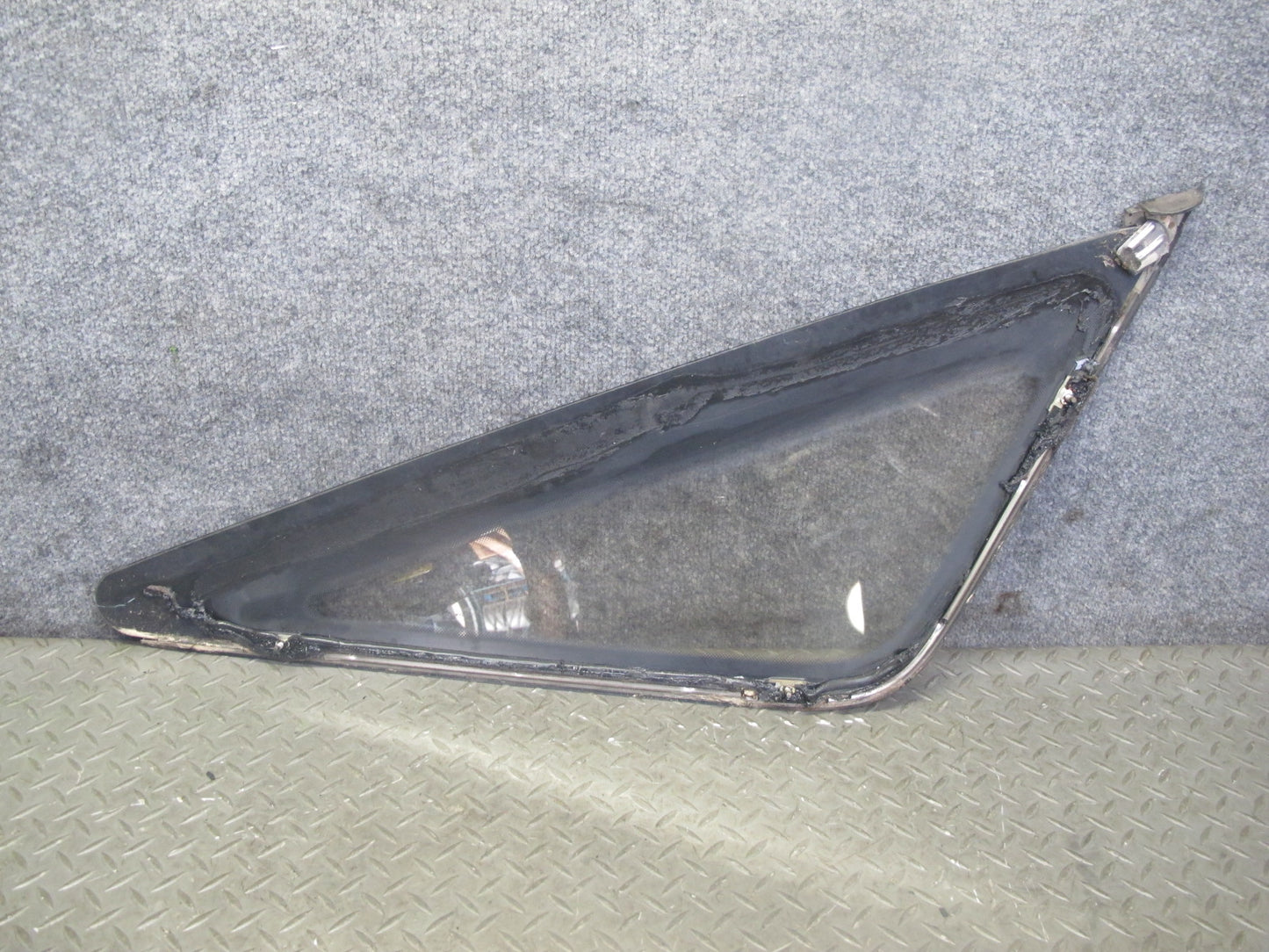 89-92 Toyota Supra MA70L Rear Left Quarter Glass Window w Molding & Hardware OEM