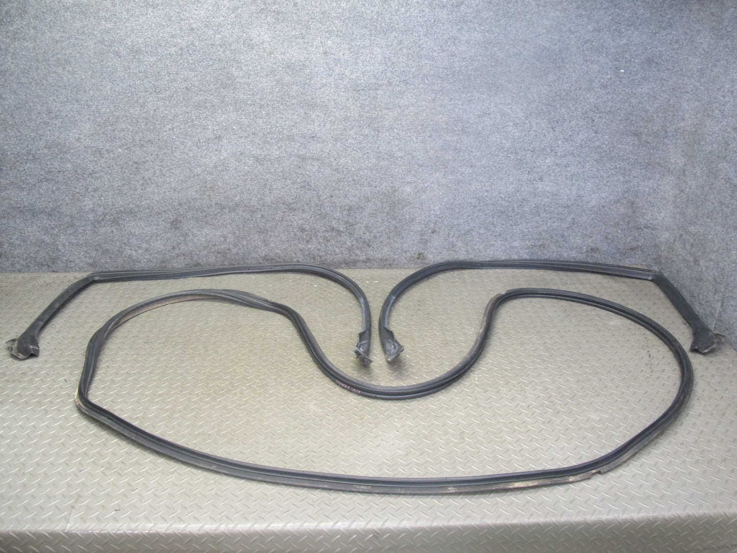 86-92 Toyota Supra MA70L Set of 3 Door & Trunk Weatherstrip Rubber Seal OEM