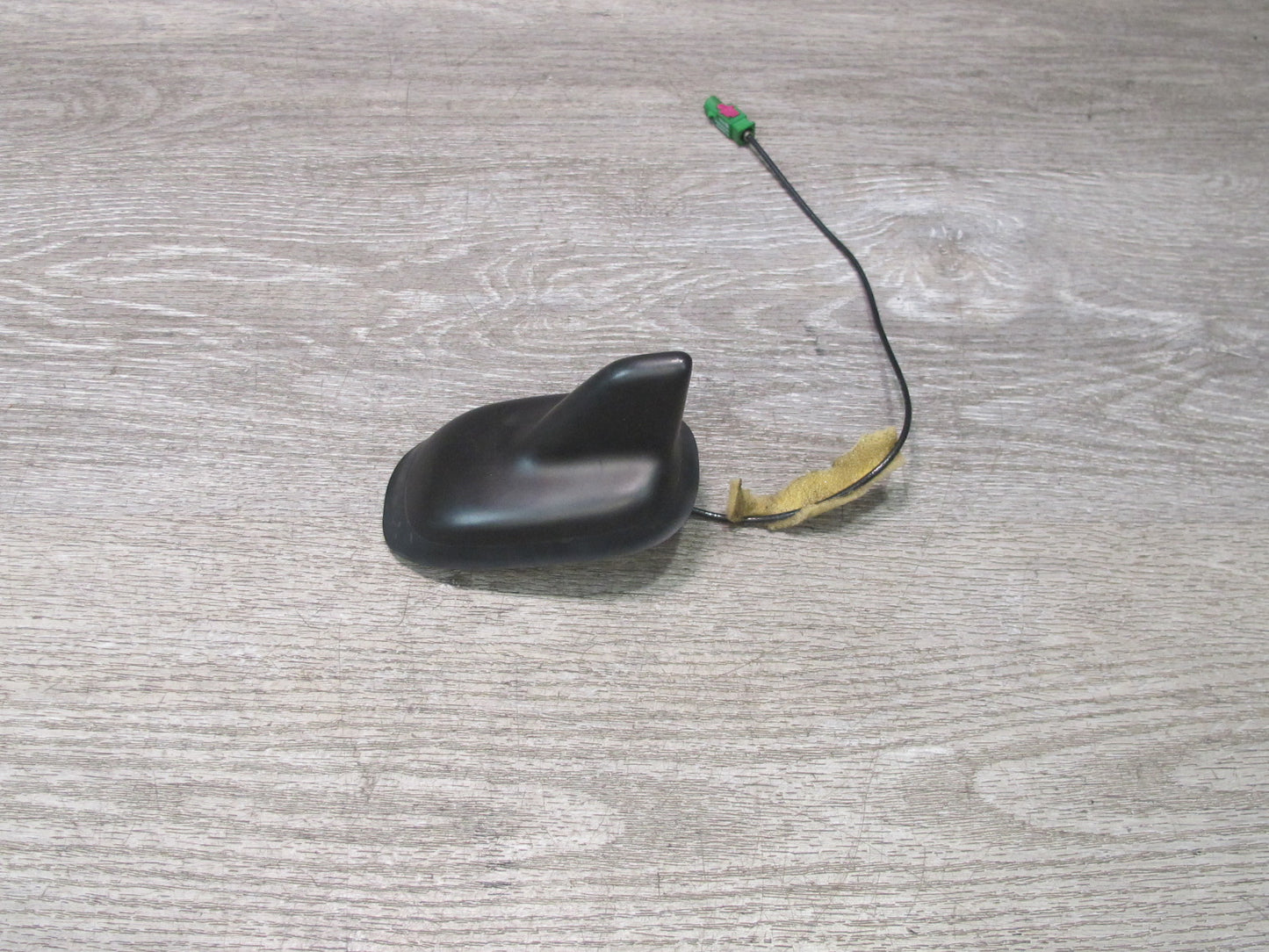 07-19 VW Golf Rabbit Jetta R32 GTI Touareg Roof Shark FIN Radio Antenna OEM