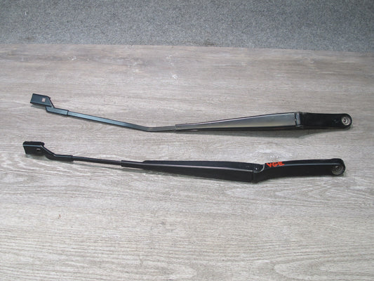 06-16 VW Golf R32 GTI Rabbit EOS Set of 2 Front Windshield Wiper Arm OEM