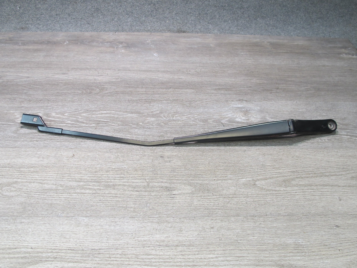 06-16 VW Golf R32 GTI Rabbit EOS Set of 2 Front Windshield Wiper Arm OEM