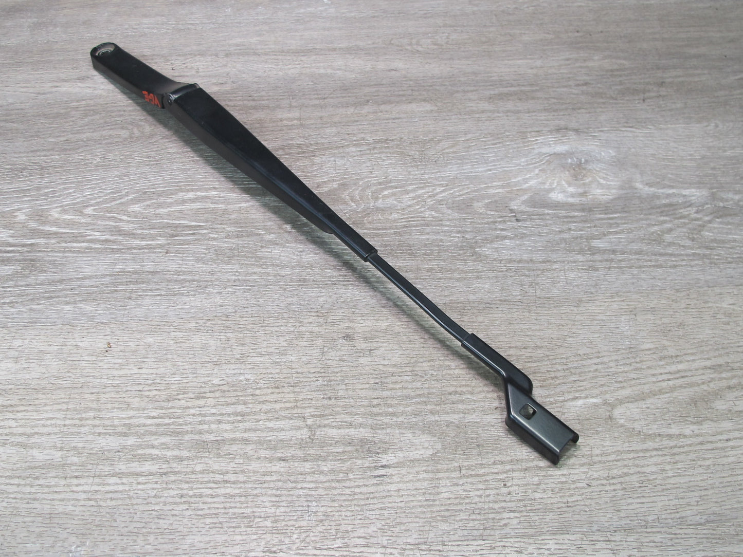 06-16 VW Golf R32 GTI Rabbit EOS Set of 2 Front Windshield Wiper Arm OEM