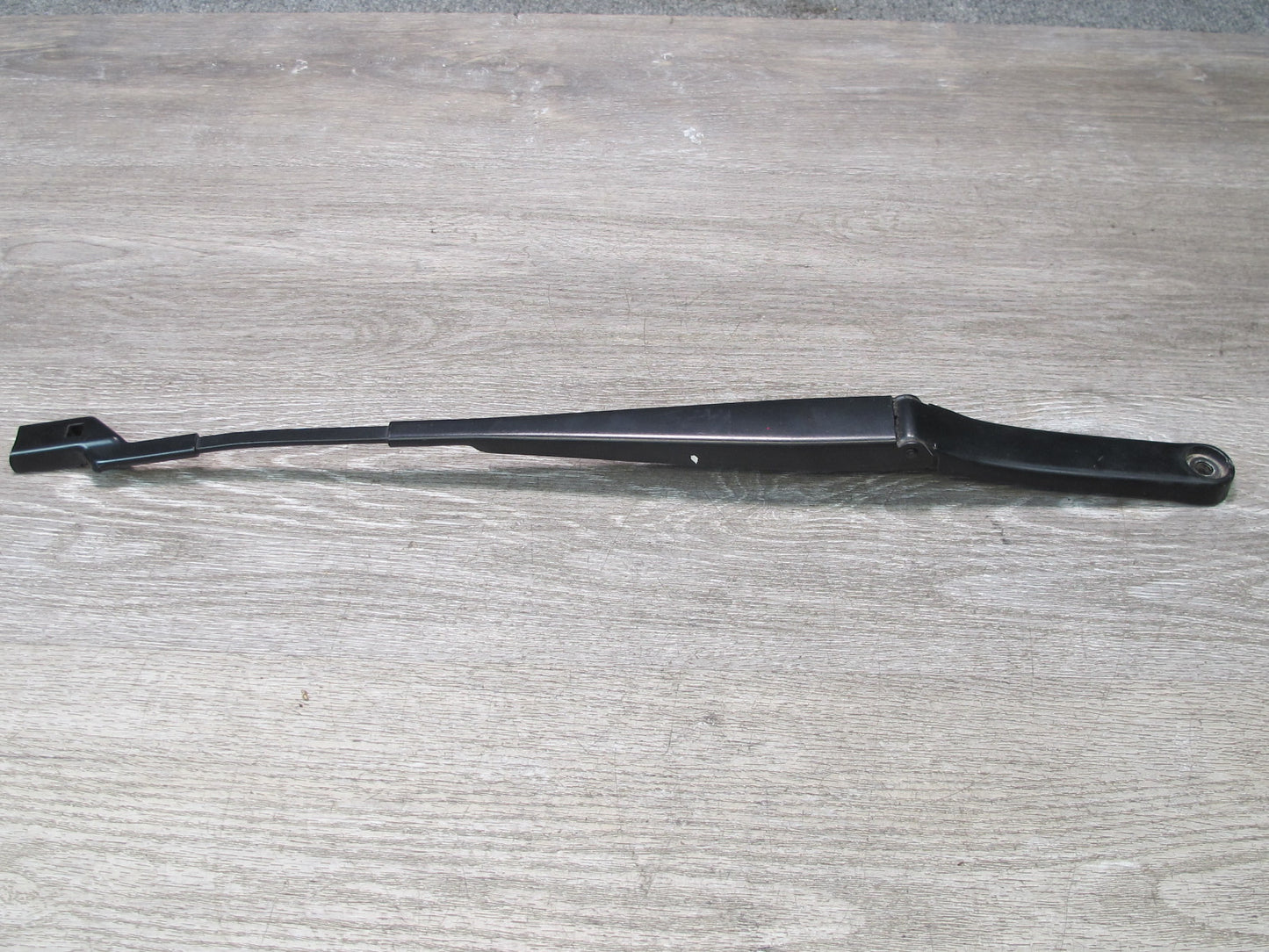 06-16 VW Golf R32 GTI Rabbit EOS Set of 2 Front Windshield Wiper Arm OEM