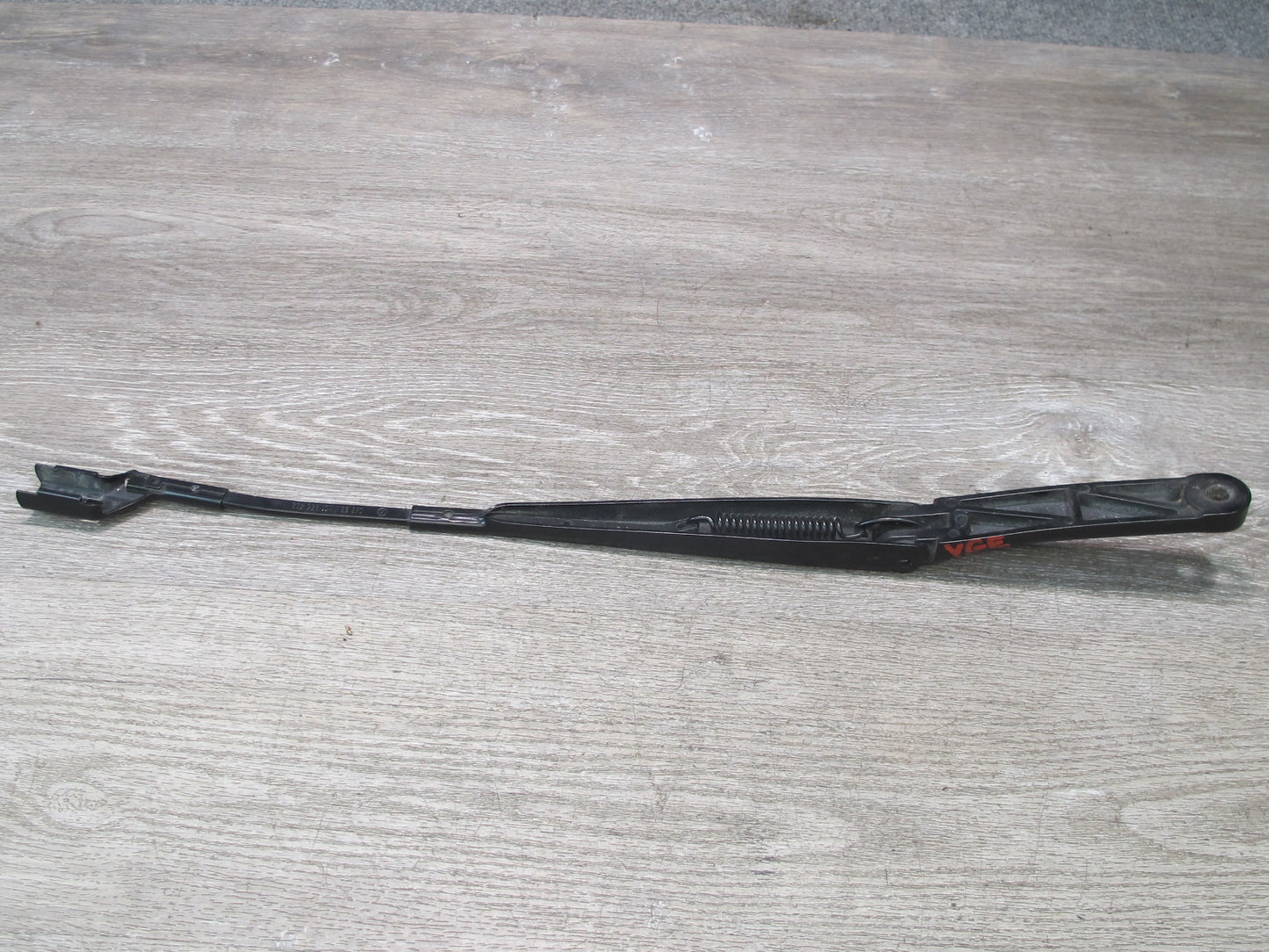 06-16 VW Golf R32 GTI Rabbit EOS Set of 2 Front Windshield Wiper Arm OEM