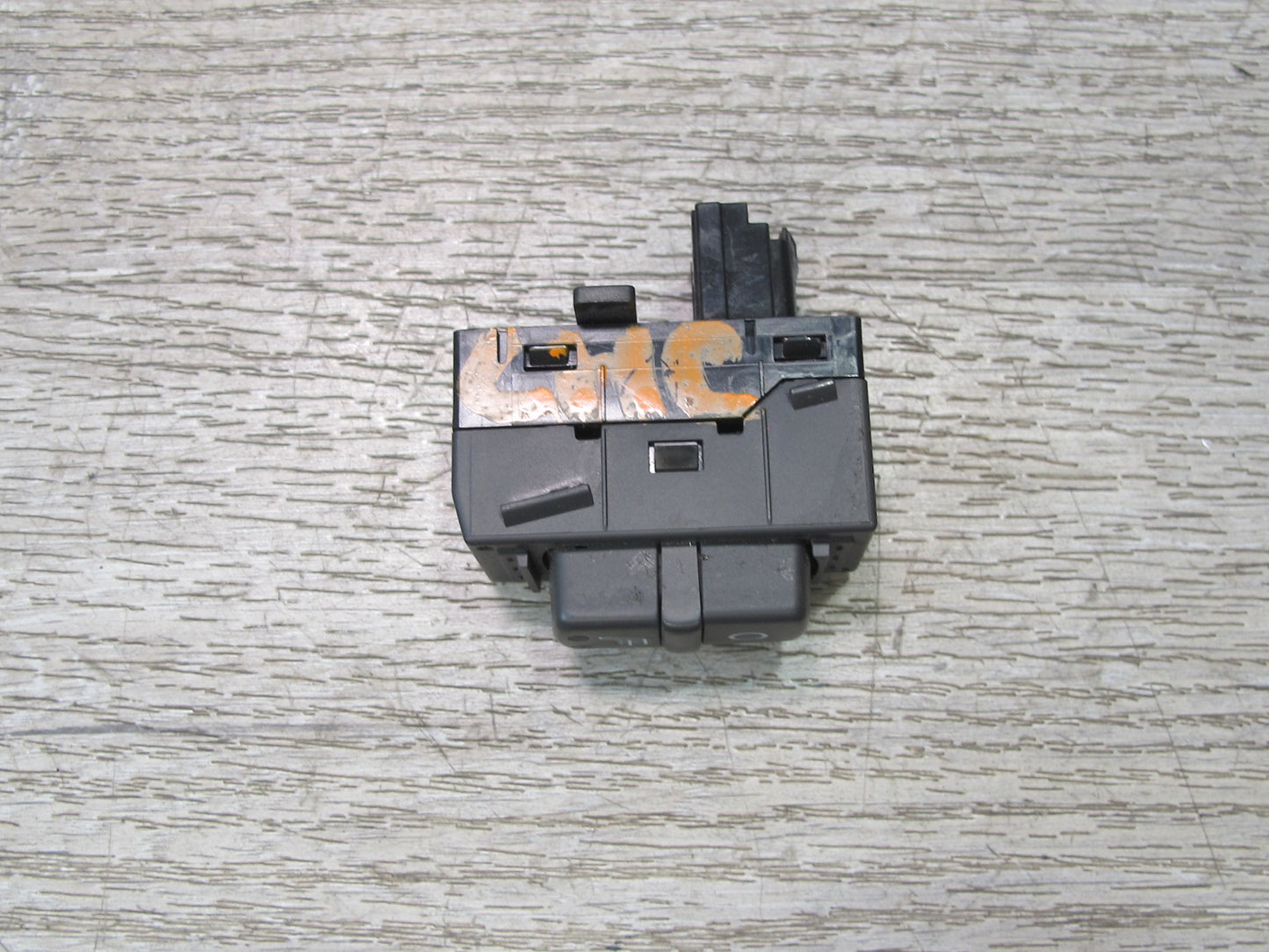 05-13 Chevrolet Corvette C6 Right Heated Seat Heater Button Switch OEM