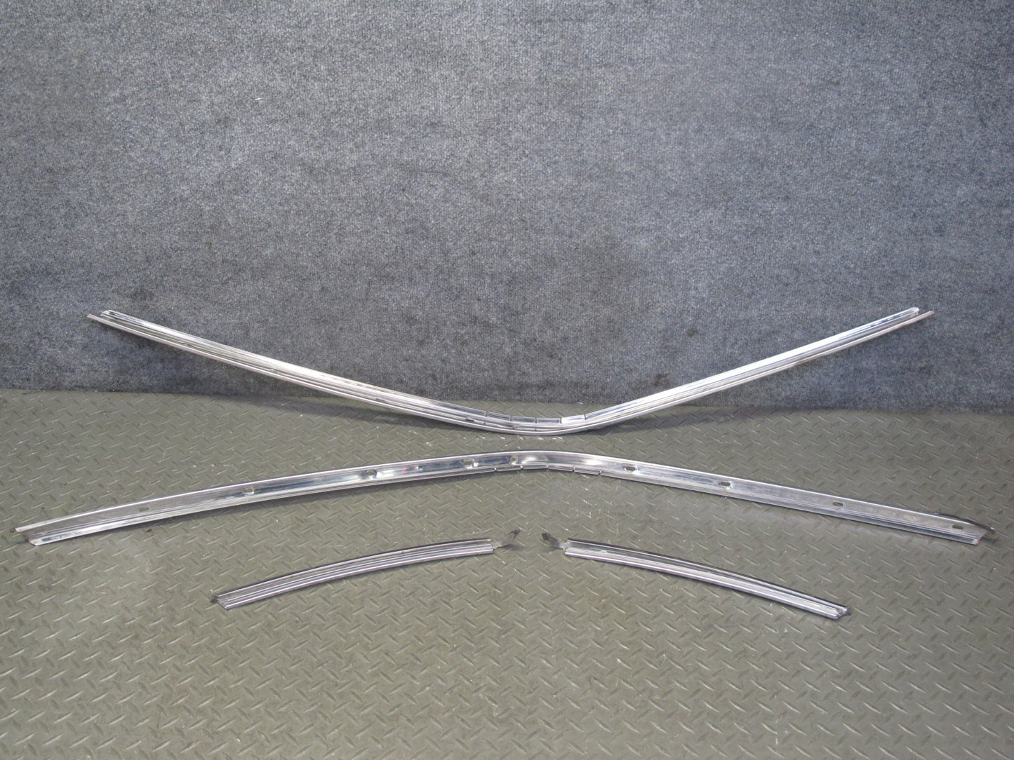 86-92 Toyota Supra MA70L Front Left & Right Door Molding Guide Set of 4 OEM