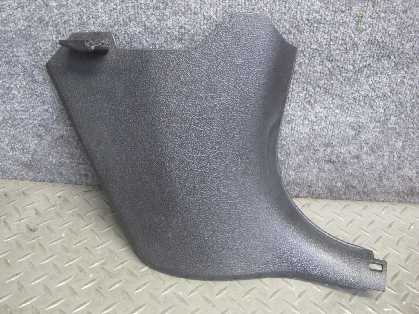 12-18 BMW F30 F31 F32 F33 F34 F36 Set of 2 Front Kick Trim Cover Panel OEM
