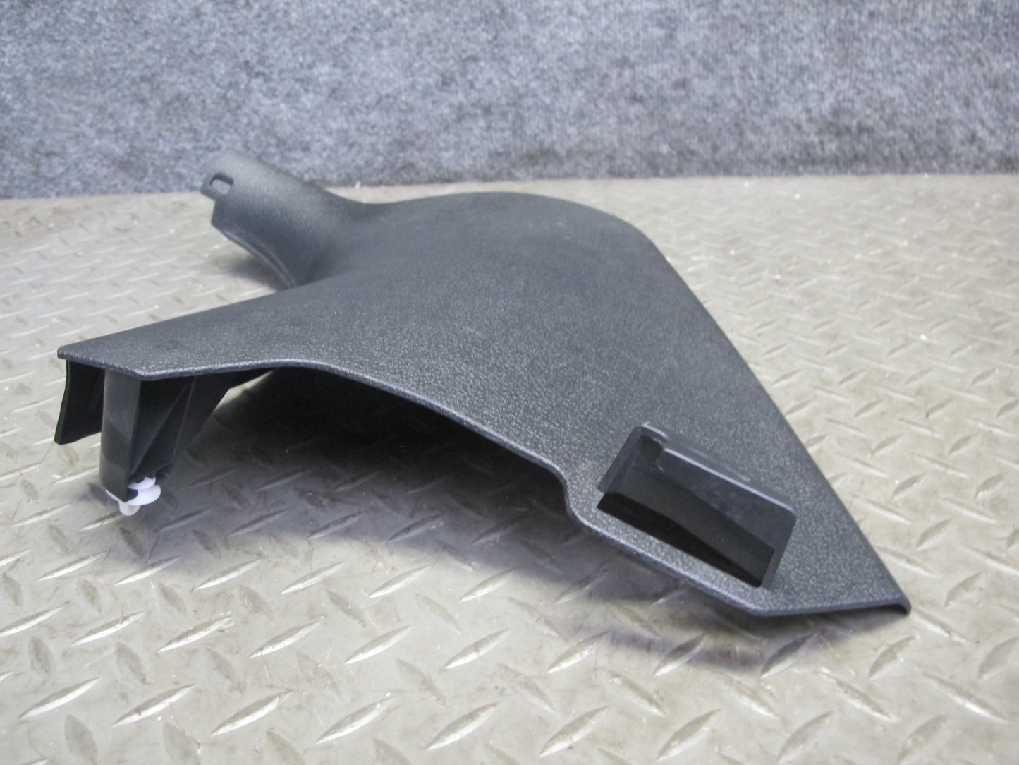 12-18 BMW F30 F31 F32 F33 F34 F36 Set of 2 Front Kick Trim Cover Panel OEM