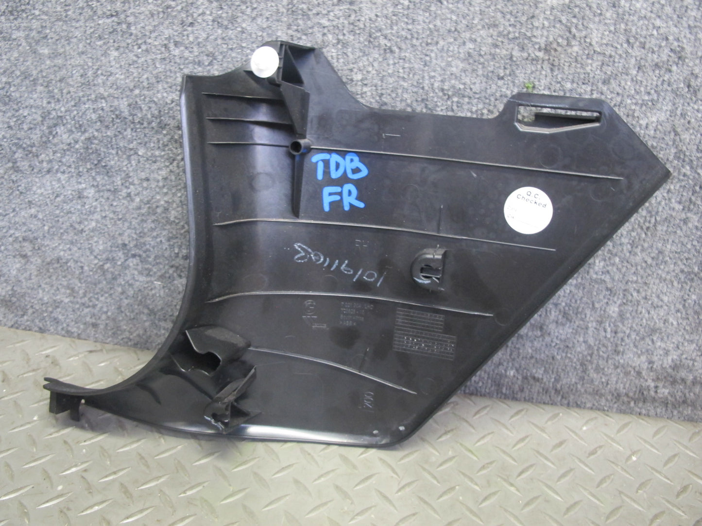 12-18 BMW F30 F31 F32 F33 F34 F36 Set of 2 Front Kick Trim Cover Panel OEM