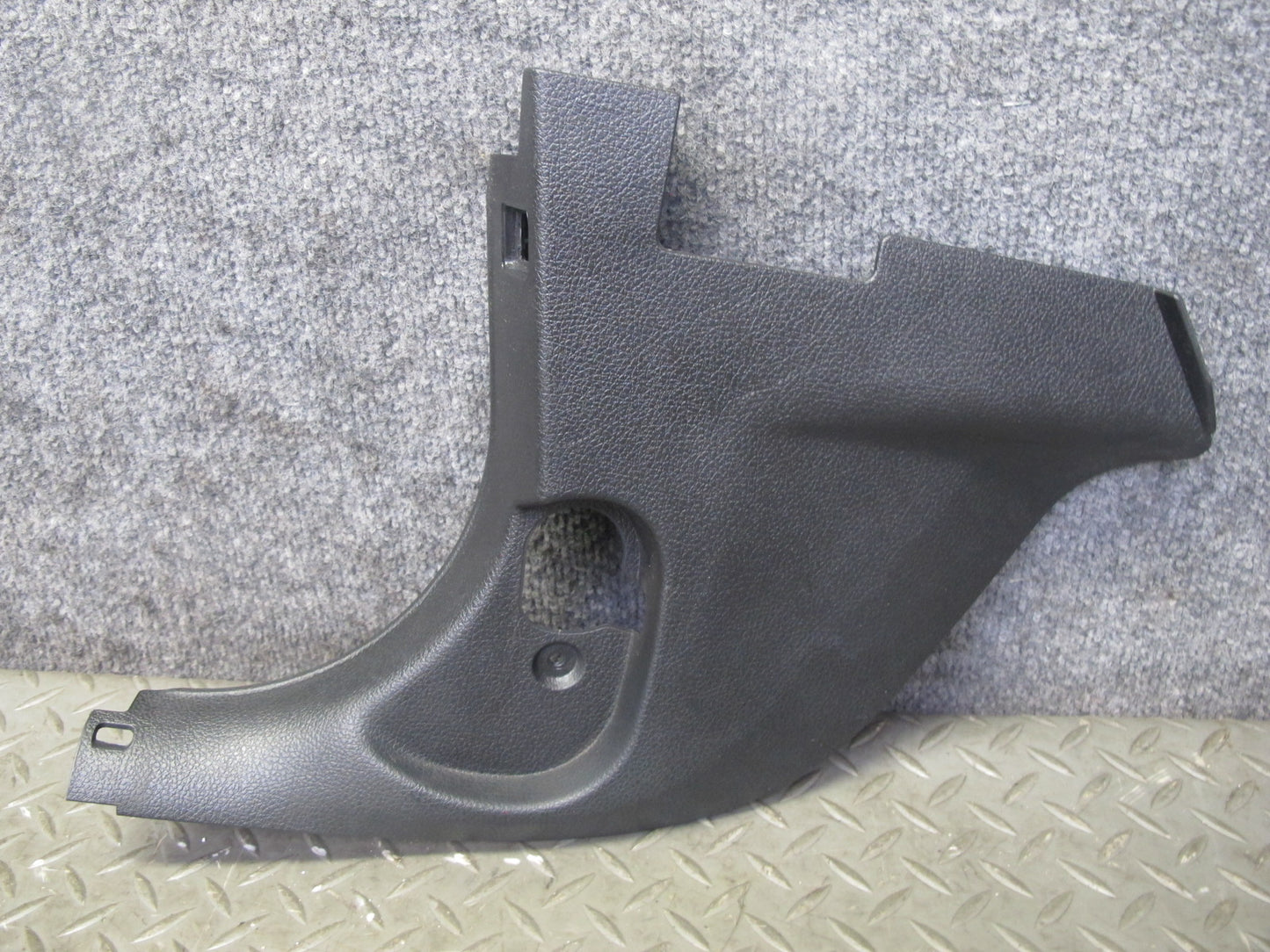 12-18 BMW F30 F31 F32 F33 F34 F36 Set of 2 Front Kick Trim Cover Panel OEM