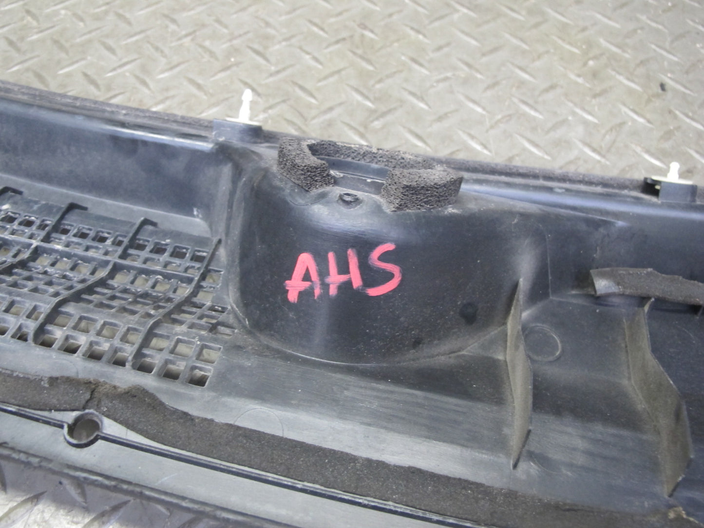 00-09 Honda S2000 Windshield Wiper Cowl Trim Cover Panel 74200-S2A-A000