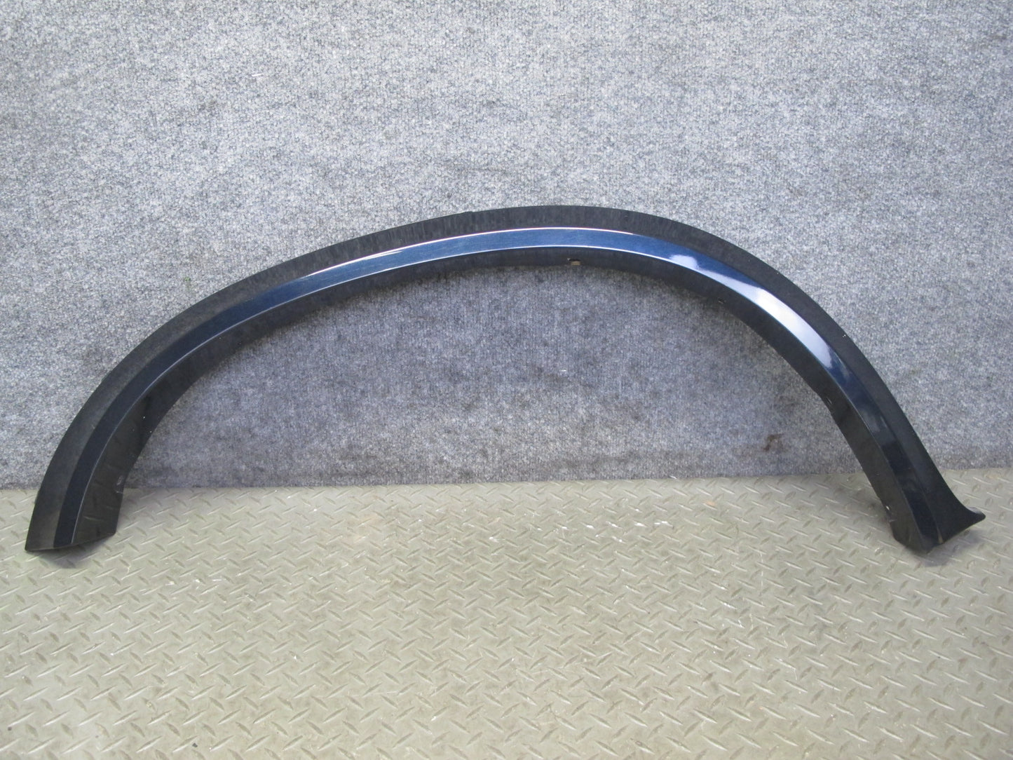 2007-2013 BMW E70 X5 Rear Right Wheel Arch Fender Flare Trim Molding