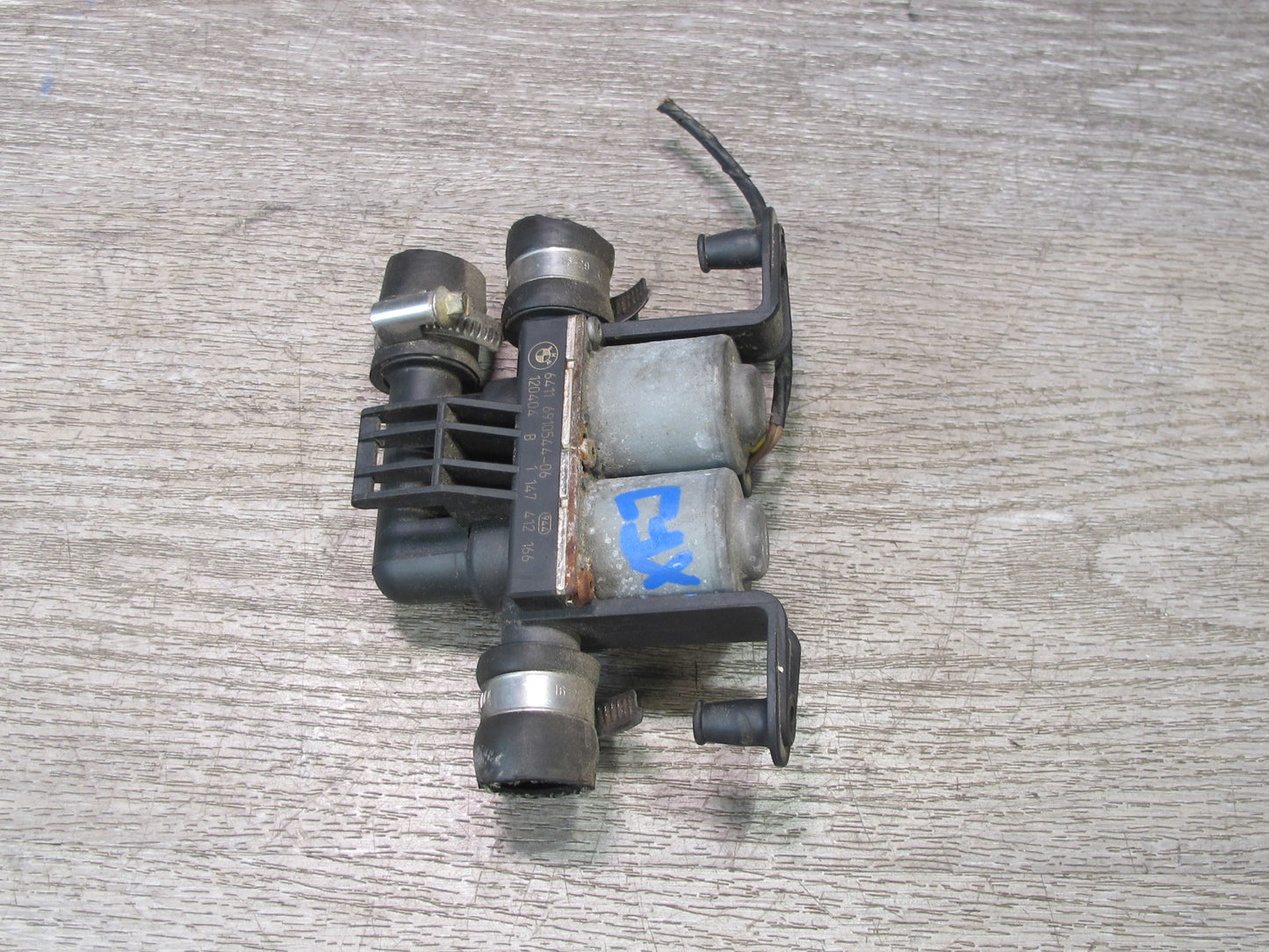 2007-2013 BMW E70 E71 E72 Heater Control Water Valve Pump 6910544