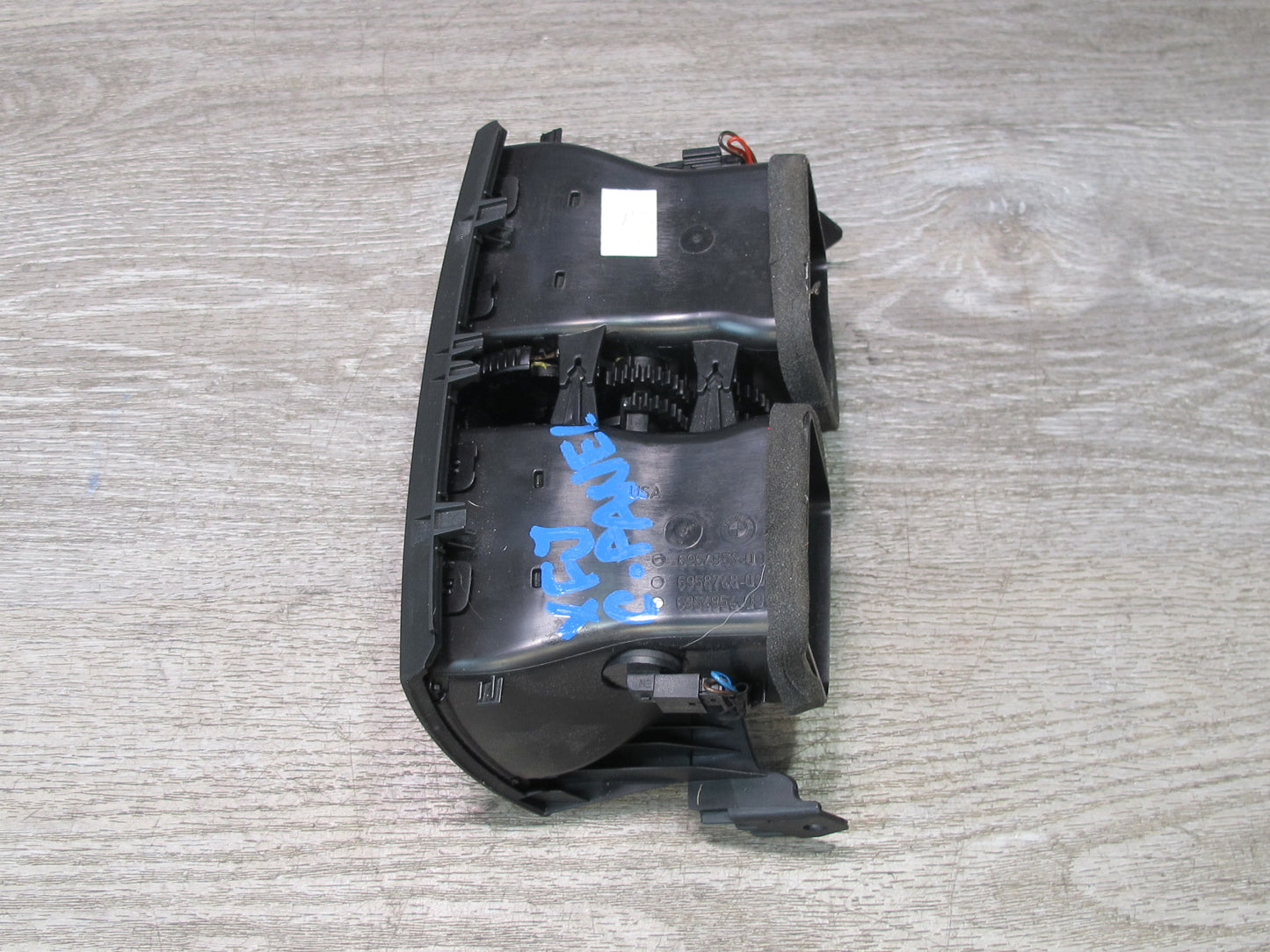 2007-2013 BMW E70 X5 Rear Center Console Air Vent Grille