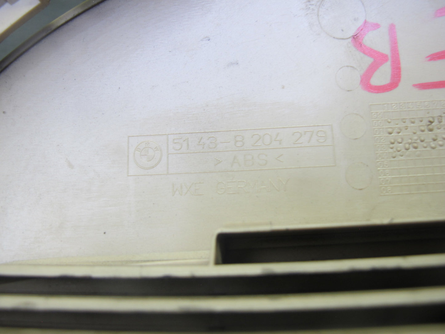 01-06 BMW E46 Convertible Rear Seat Rollover Bar Trim Cover 8204279 OEM