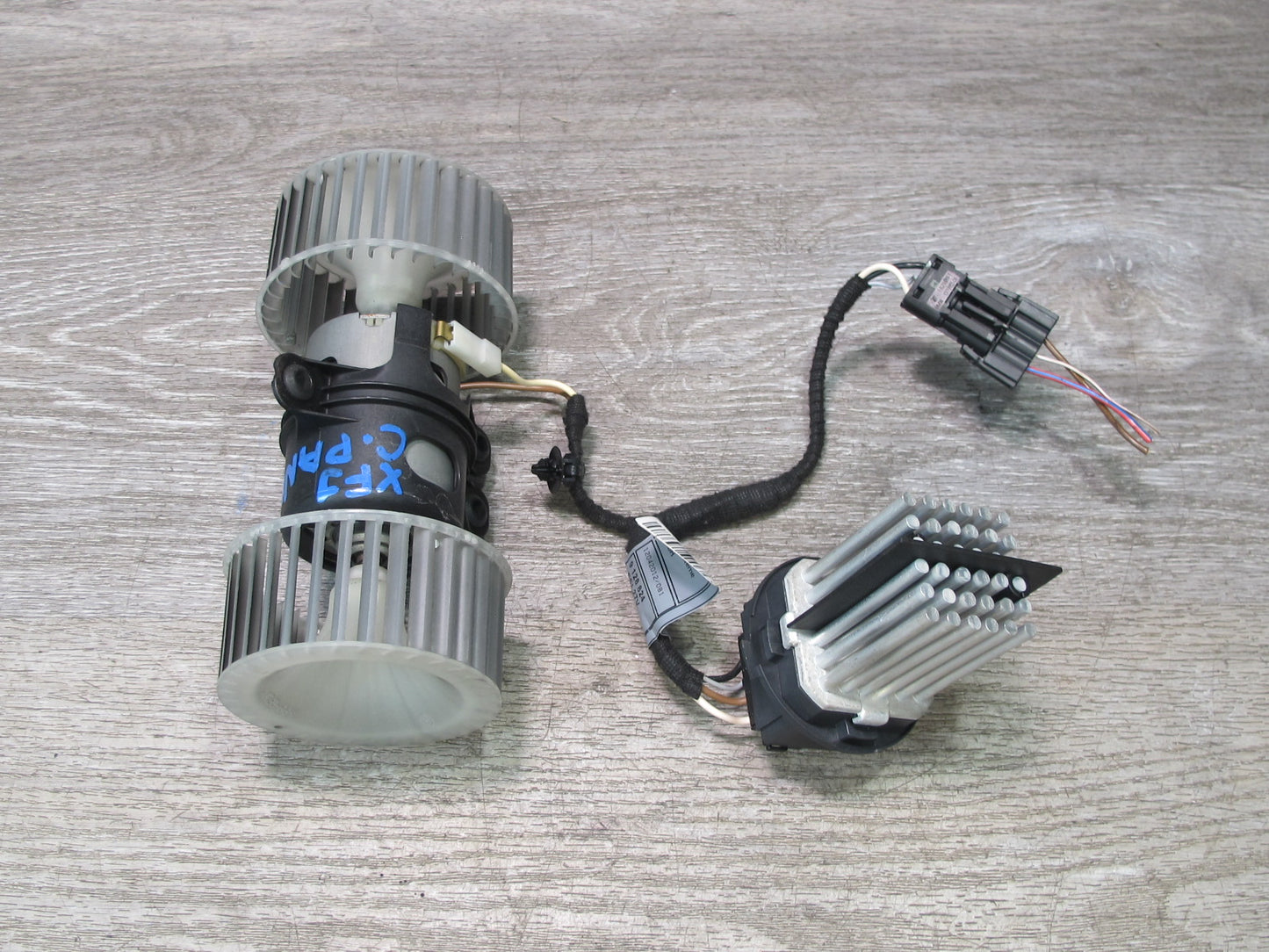 2007-2013 BMW E70 E71 E72 Set of 2 Rear A/C Heater Blower Motor Fan w Resistor