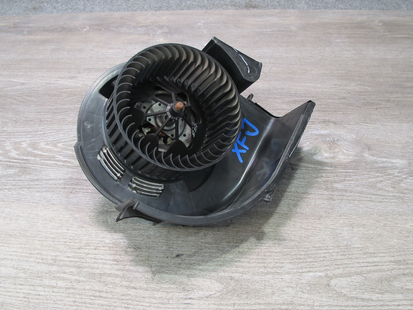 2007-2013 BMW E70 E71 E72 Front A/C Heater Blower Motor Fan w Resistor