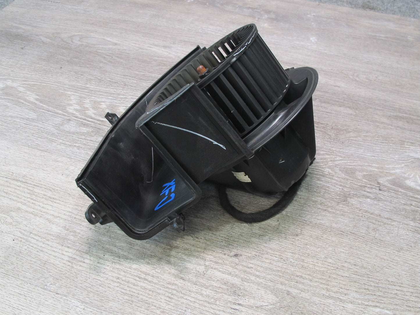2007-2013 BMW E70 E71 E72 Front A/C Heater Blower Motor Fan w Resistor
