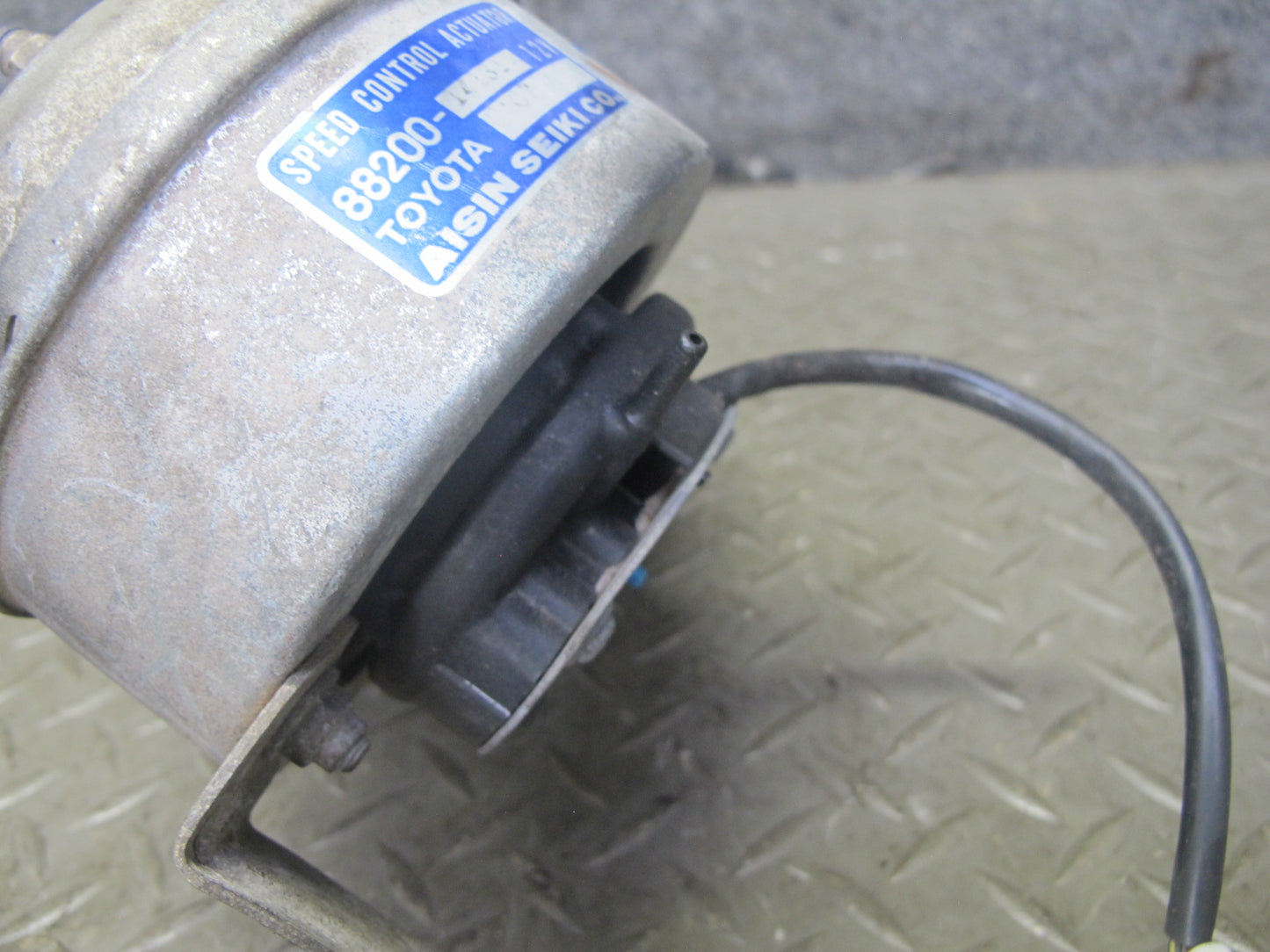 87-92 Toyota Supra MA70 7MGE NON Turbo Cruise Controle Actuator 88200-14131 OEM