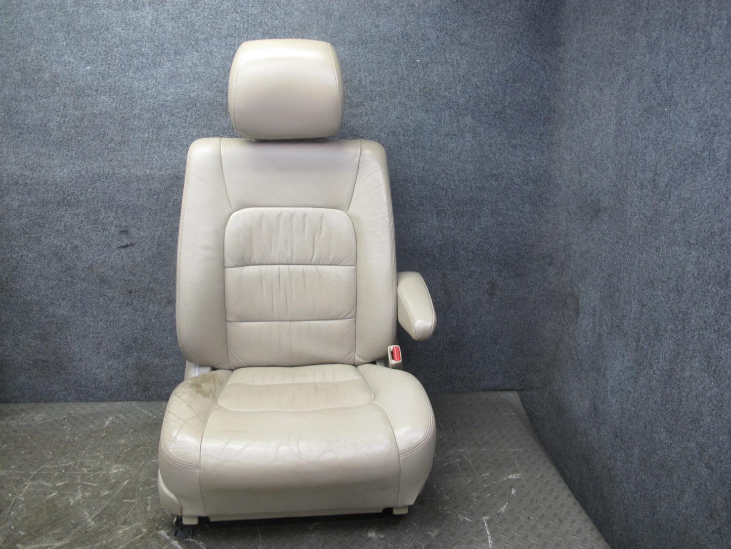 03-07 Lexus LX470 Front Left & Right Leather Seat Headrest Screen Ivory Set of 2