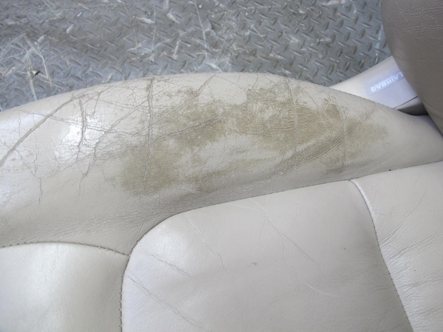 03-07 Lexus LX470 Front Left & Right Leather Seat Headrest Screen Ivory Set of 2