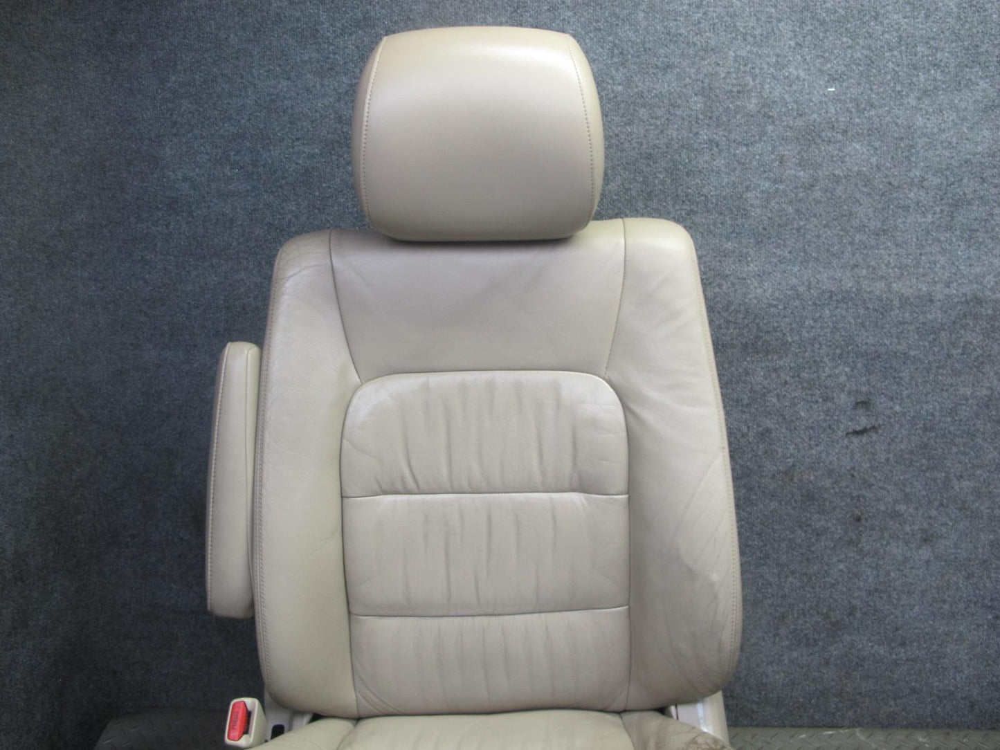 03-07 Lexus LX470 Front Left & Right Leather Seat Headrest Screen Ivory Set of 2