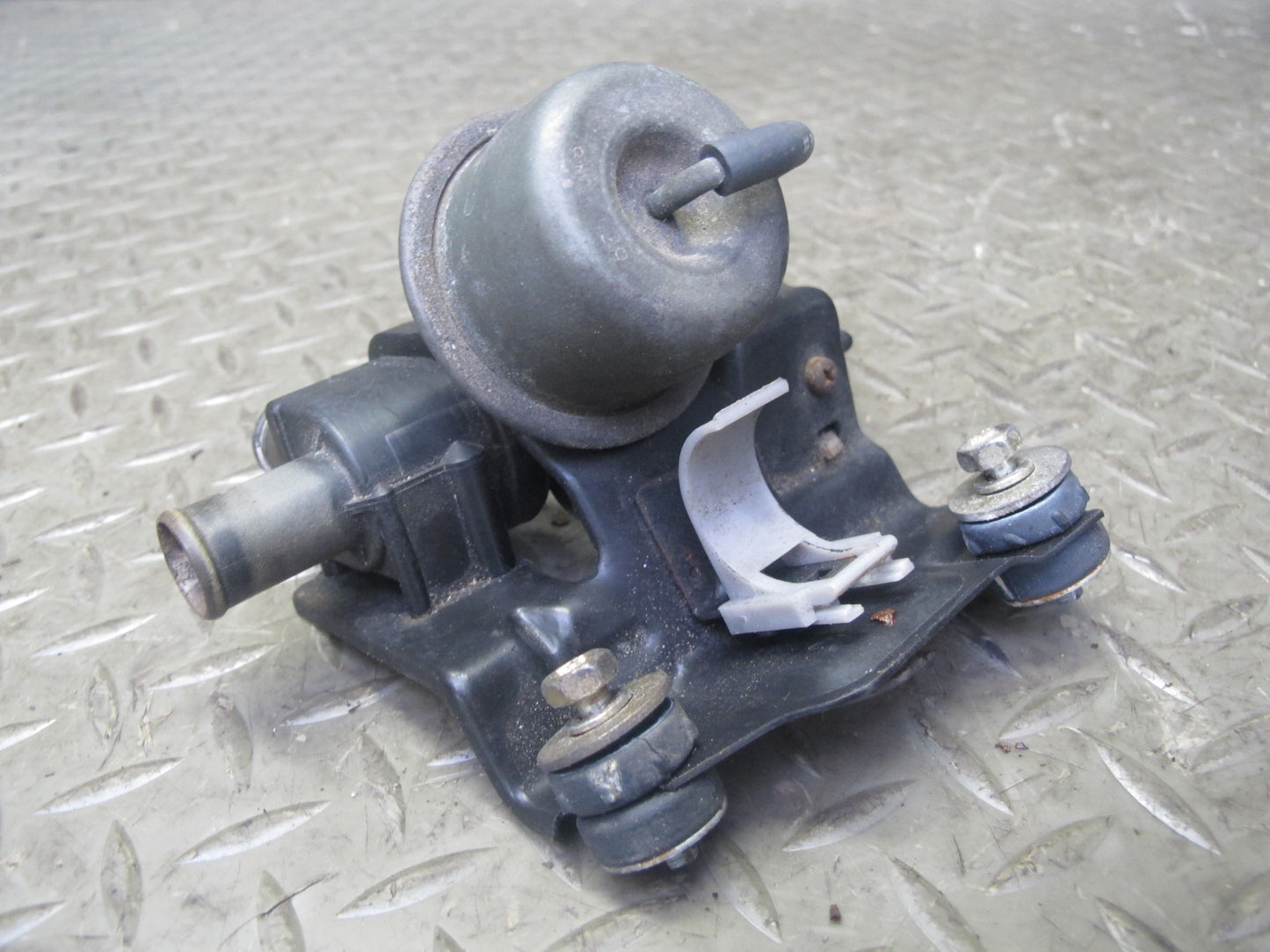 86-92 Toyota Supra MA70L Heater Water Coolant Bypass Valve Vacuum Switch OEM