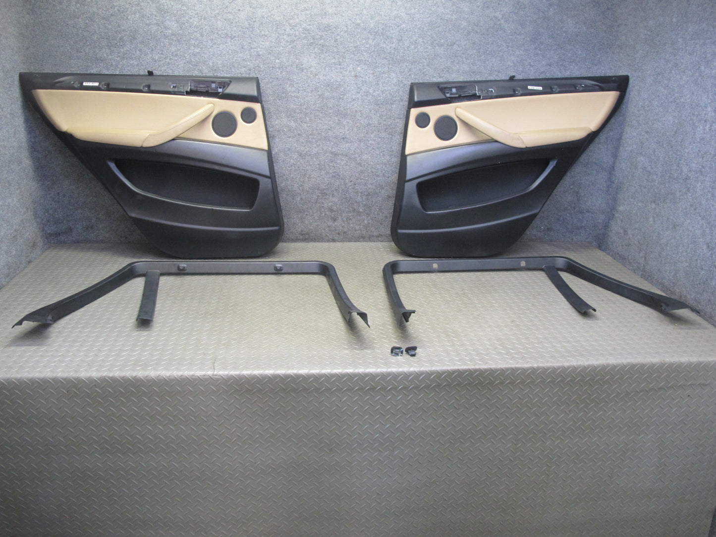 2007-2013 BMW E70 X5 Rear Left & Right Door Interior Trim Cover Panel Frame Set