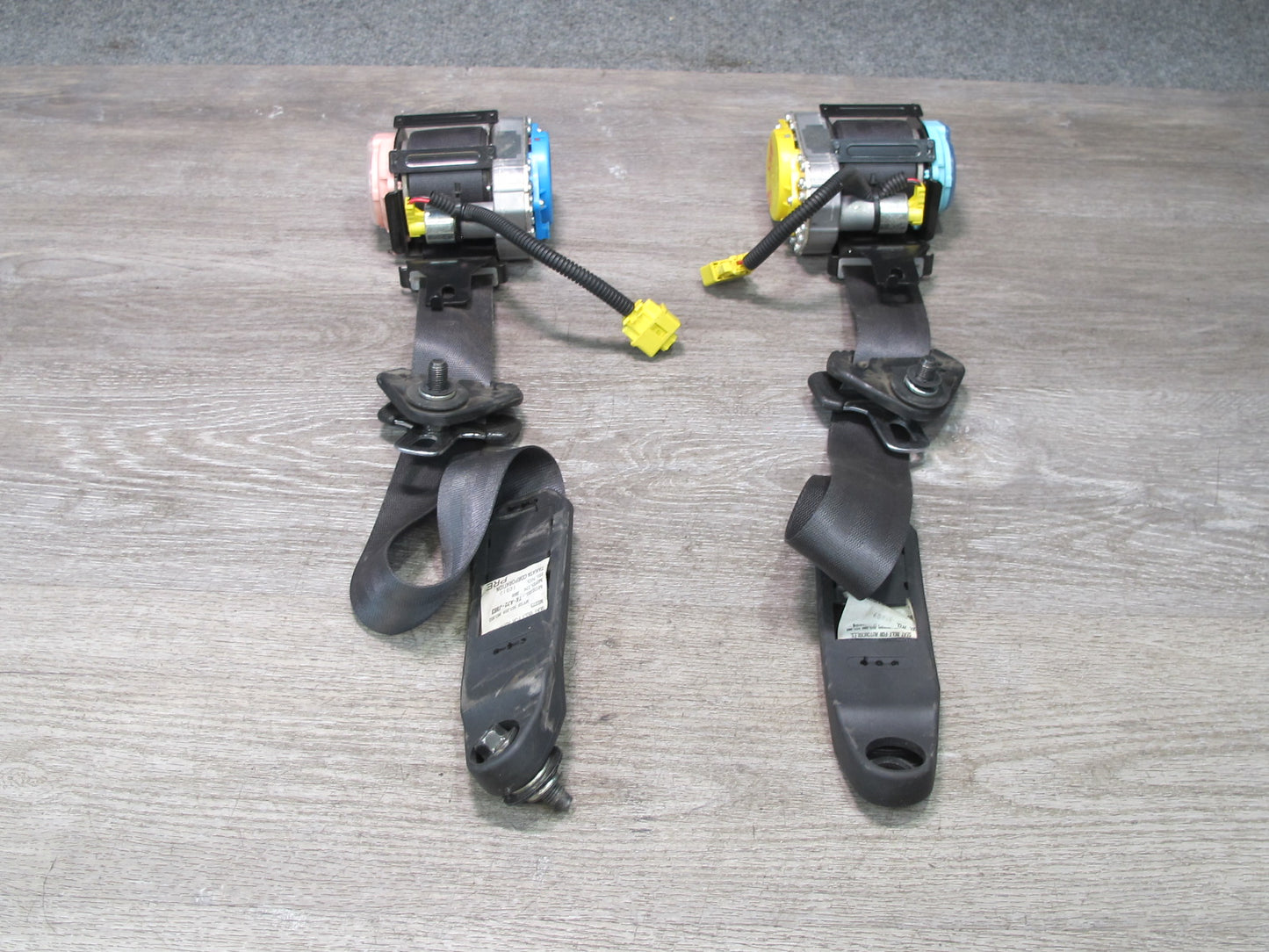 00-05 HONDA S2000 FRONT RIGHT & LEFT SIDE SEATBELT RETRACTOR SET OEM