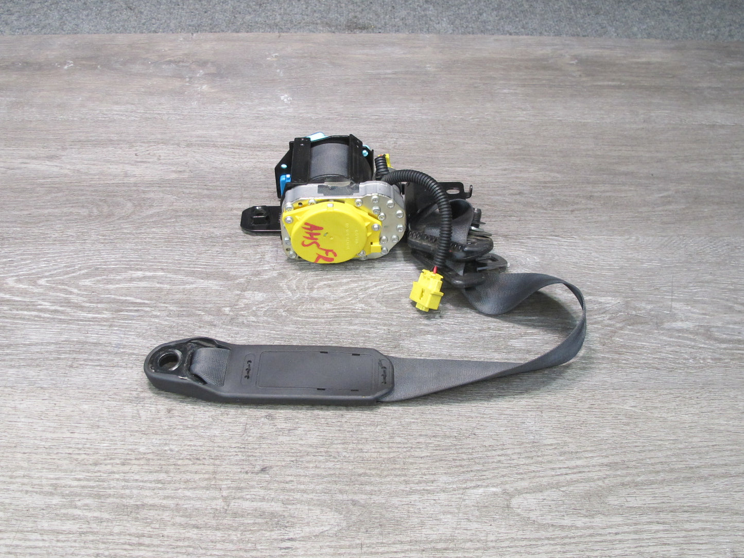 00-05 HONDA S2000 FRONT RIGHT & LEFT SIDE SEATBELT RETRACTOR SET OEM