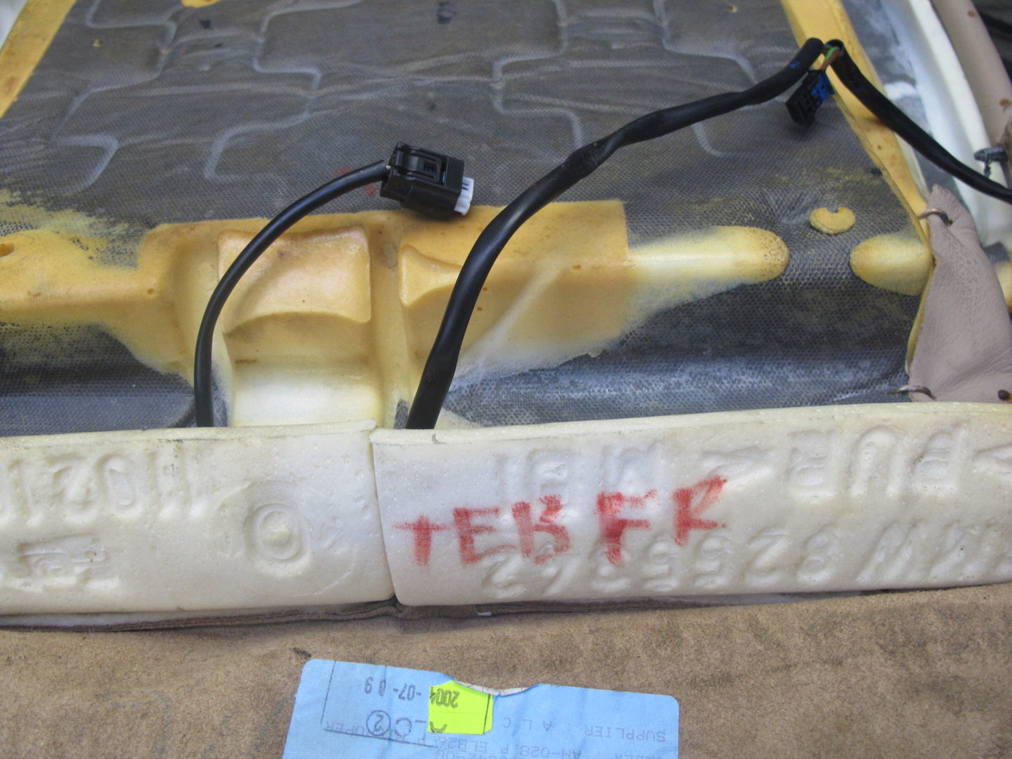 01-06 BMW E46 Convertible Front Right Seat Lower Cushion Leather Beige OEM