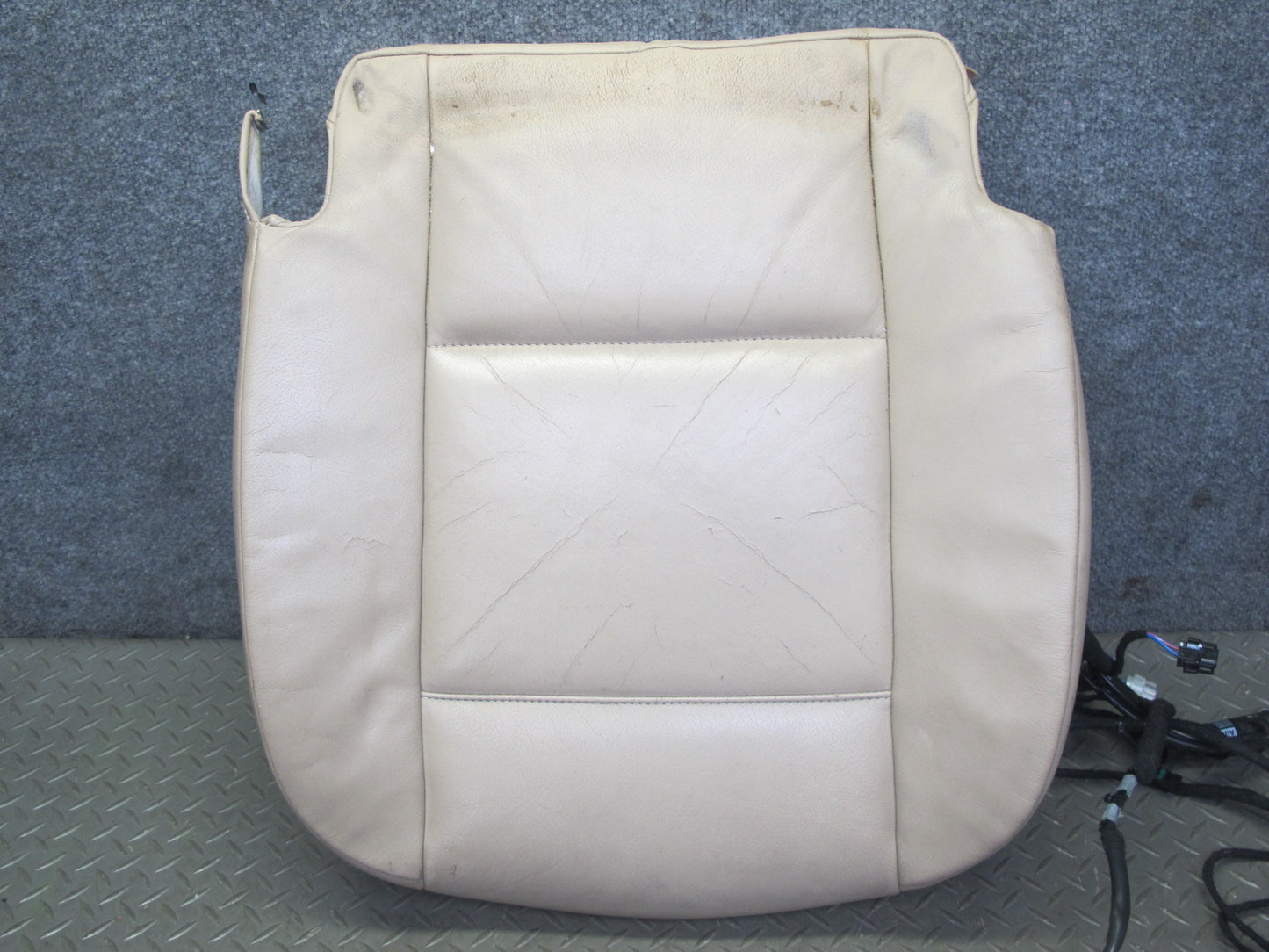 01-06 BMW E46 Convertible Front Right Seat Lower Cushion Leather Beige OEM
