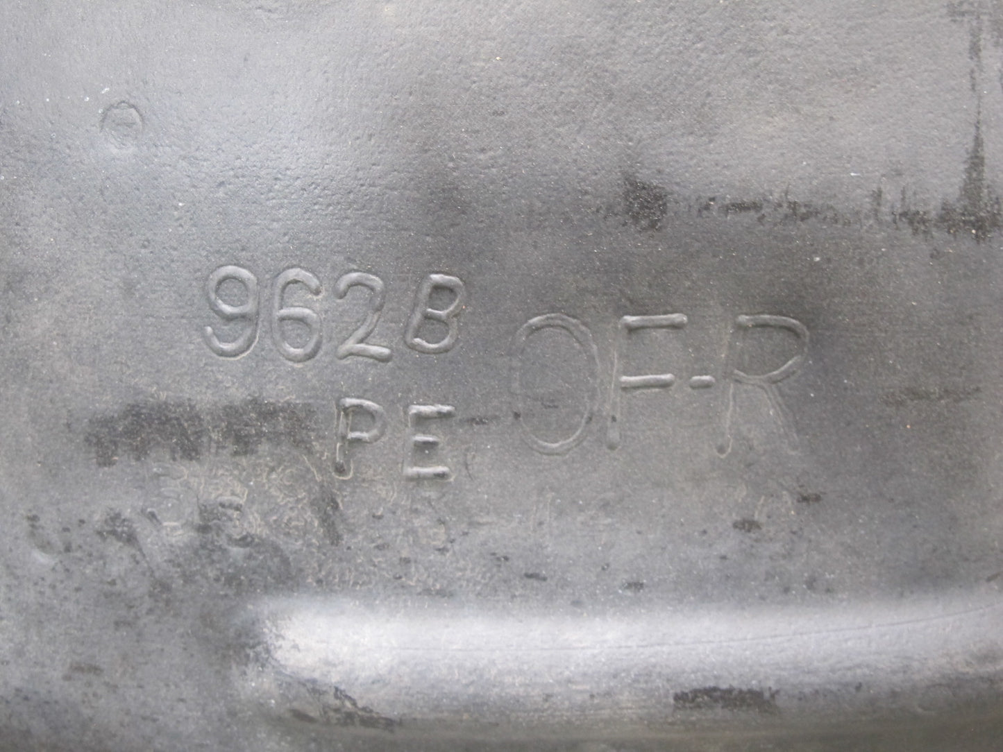 86-92 Toyota Supra MA70L Set of 2 Front Fender Wheel Arch Splash Shield 71K OEM