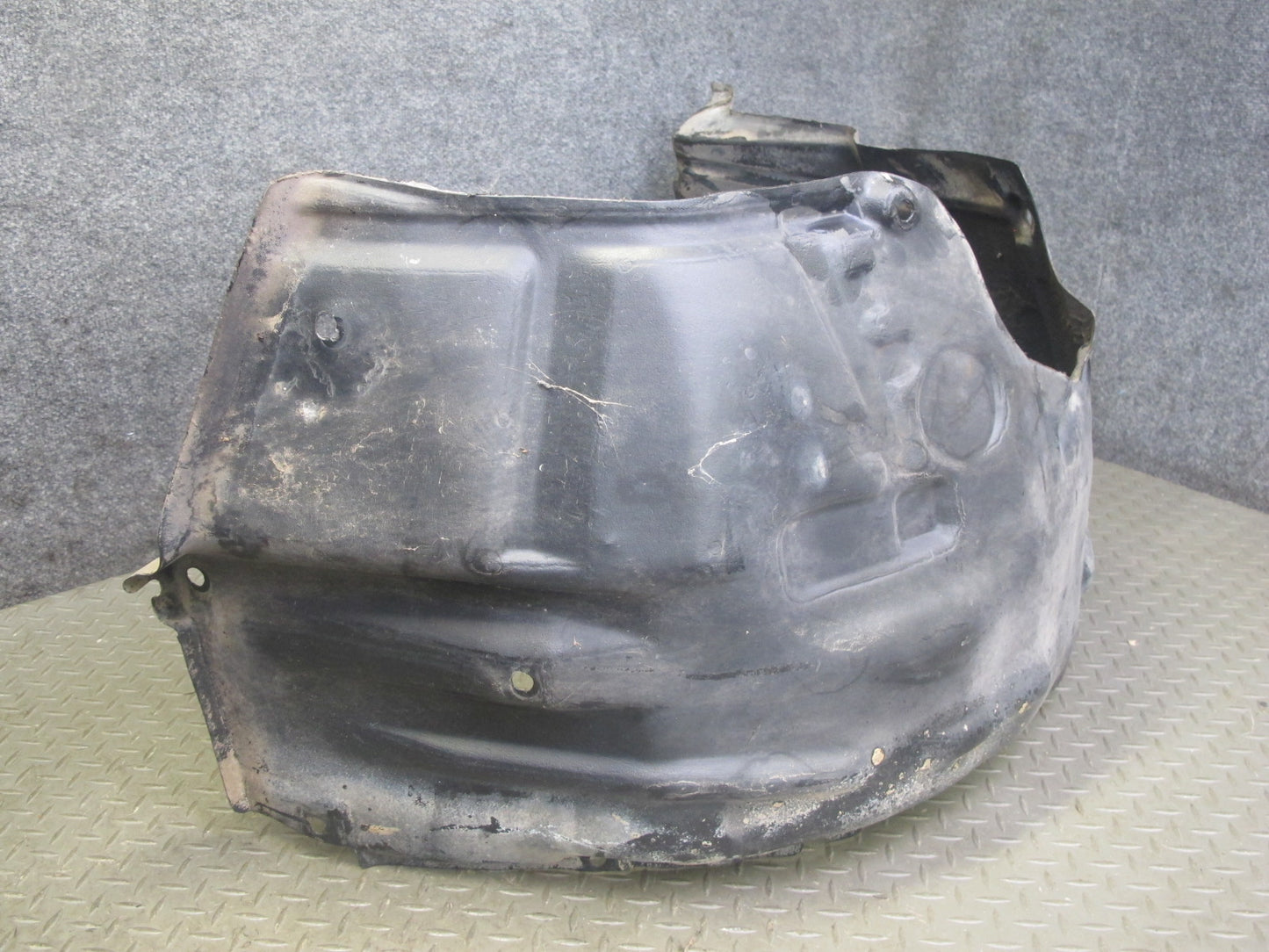 86-92 Toyota Supra MA70L Set of 2 Front Fender Wheel Arch Splash Shield 71K OEM