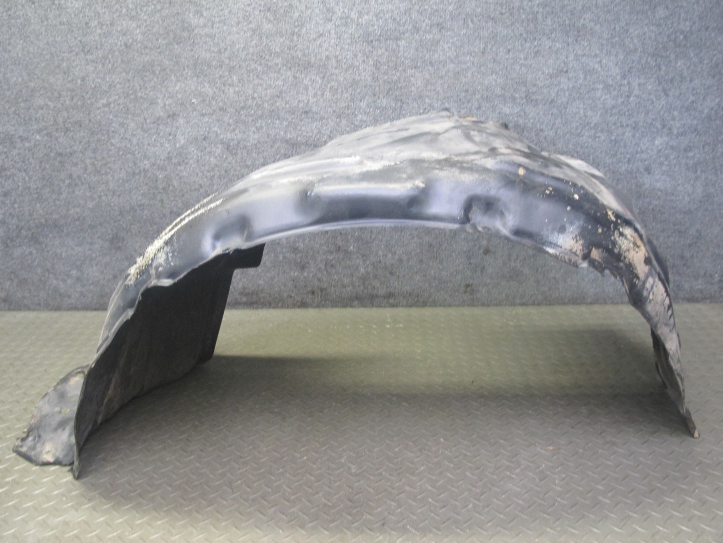 86-92 Toyota Supra MA70L Set of 2 Front Fender Wheel Arch Splash Shield 71K OEM
