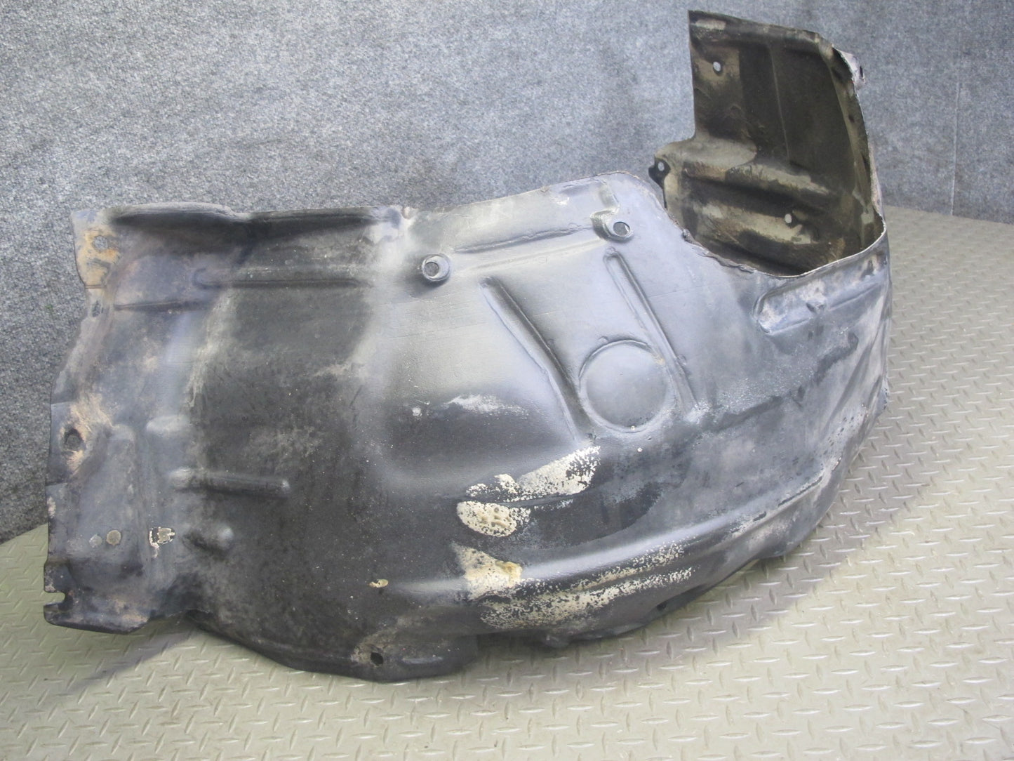 86-92 Toyota Supra MA70L Set of 2 Front Fender Wheel Arch Splash Shield 71K OEM